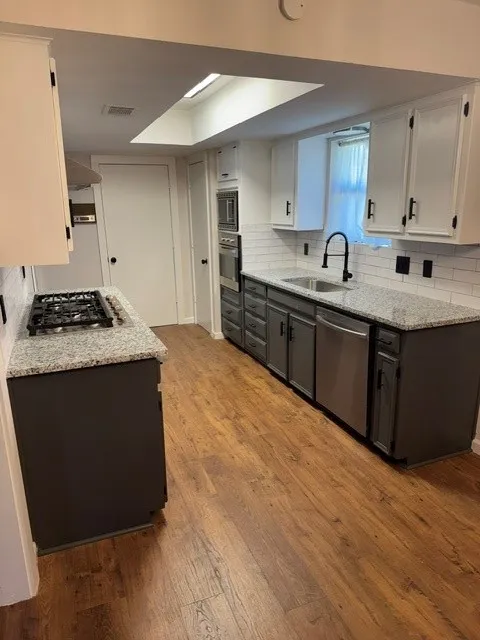 Single Family Residence For Sale in Denton County , 9 Whispering Lane, Hickory Creek, Texas 75065, 3 Bedroom, 2 Bathroom, 2 Garage spaces, 1,966 Sqft, built in 1977, mls#21325866, Real Estate Agent in Hickory Creek, Homes For Sale in Denton county, Homes For Sale in Hickory Creek, Realtor in Hickory Creek Texas, Real Estate Brokerage Independent Realty Texas, Luminita Cordes Realtor