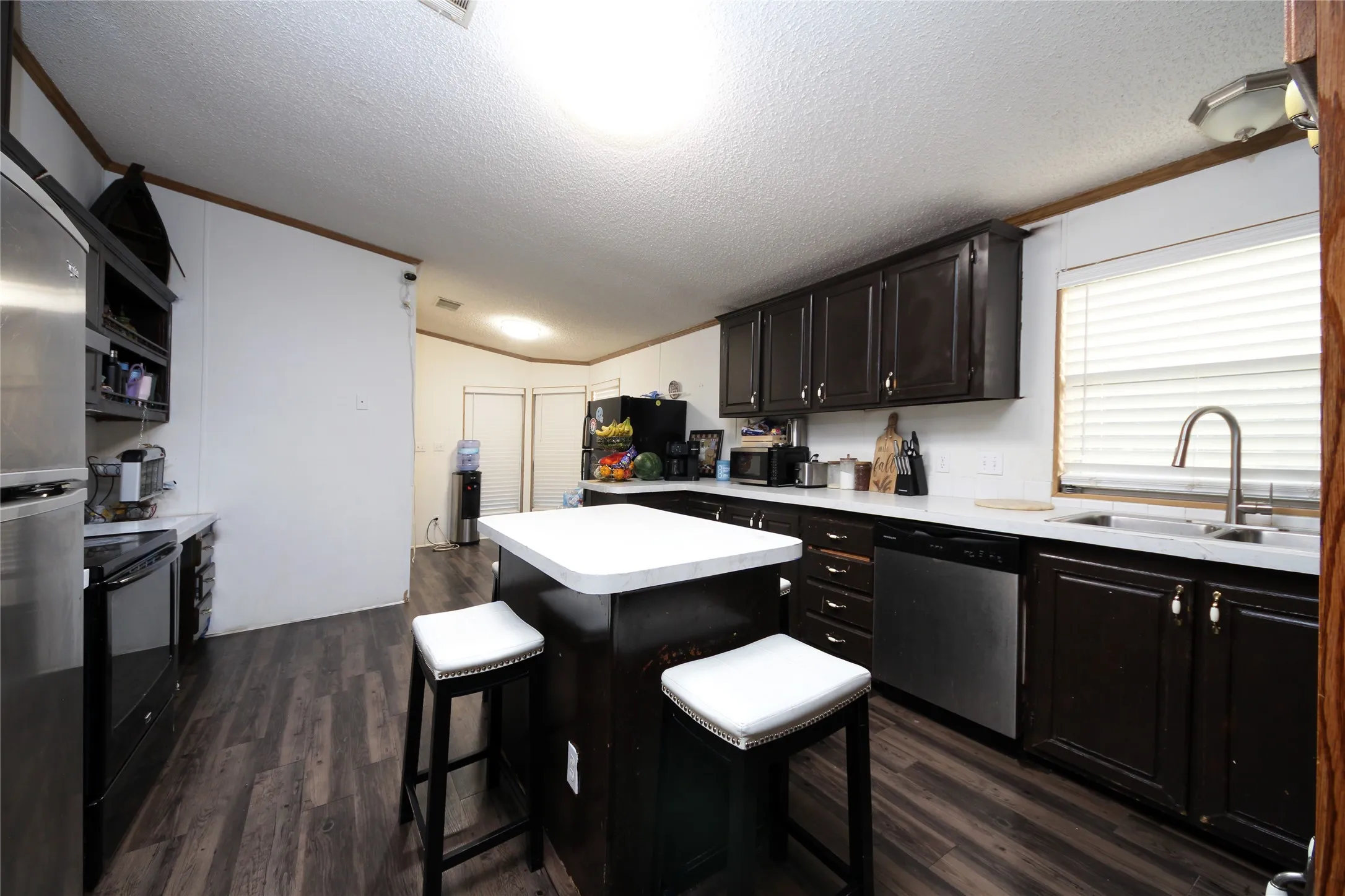 Kitchen with Island