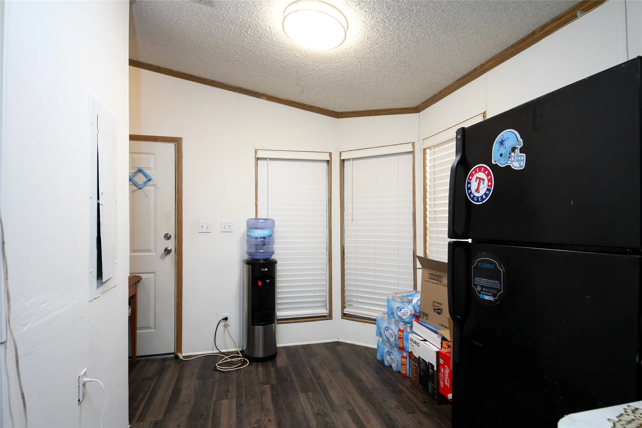 Mobile Home For Sale in Kaufman County , 7151 County Road 151, Kaufman, Texas 75142, 3 Bedroom, 2 Bathroom, Garage spaces, 1,568 Sqft, built in 2000, mls#21323607, Real Estate Agent in Kaufman, Homes For Sale in Kaufman county, Homes For Sale in Kaufman, Realtor in Kaufman Texas, Real Estate Brokerage Independent Realty Texas, Luminita Cordes Realtor