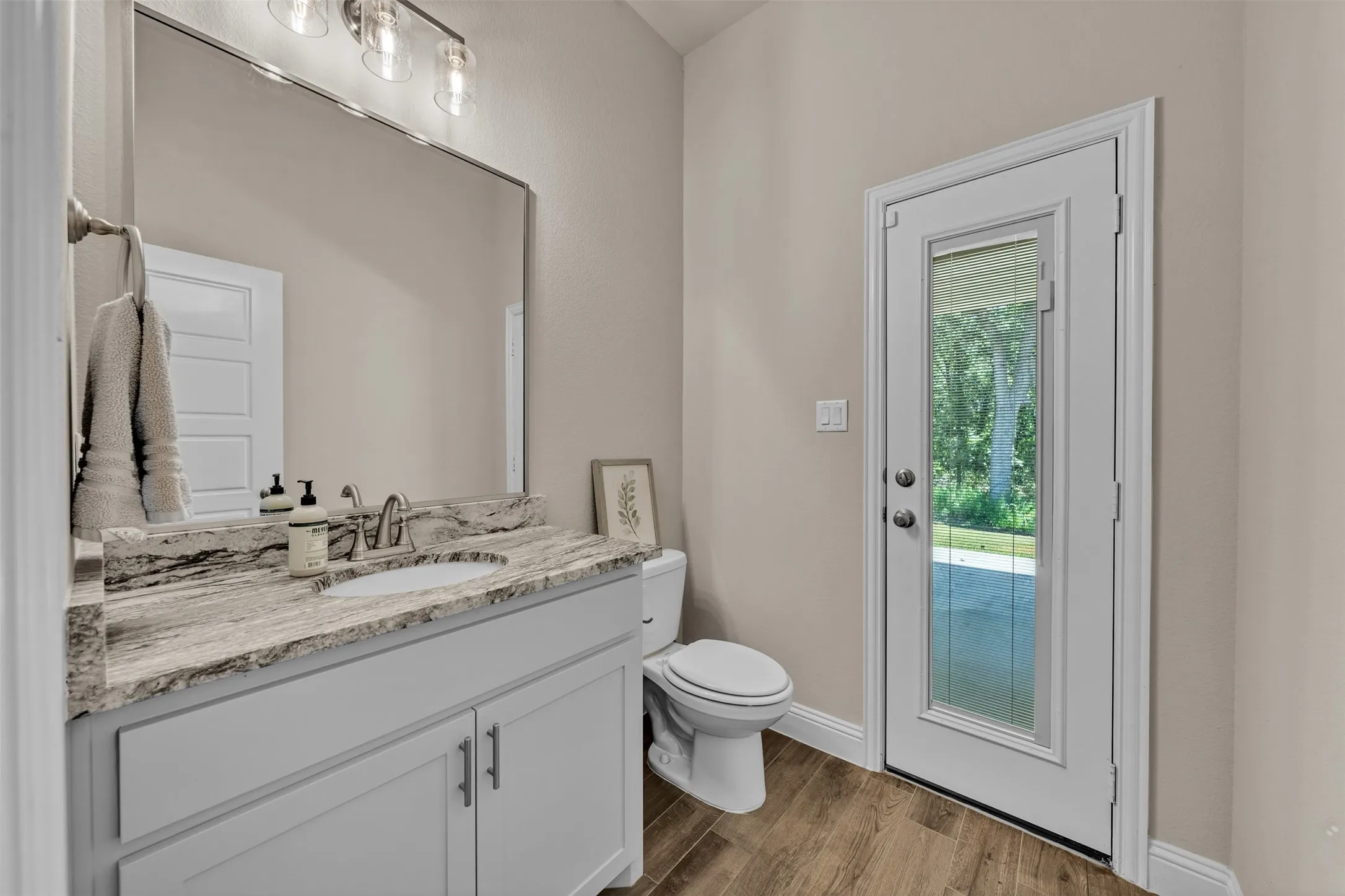 Single Family Residence For Sale in Parker County , 250 Red Top Road, Poolville, Texas 76487, 4 Bedroom, 3 Bathroom, 3 Garage spaces, 2,552 Sqft, built in 2024, mls#21325754, Real Estate Agent in Poolville, Homes For Sale in Parker county, Homes For Sale in Poolville, Realtor in Poolville Texas, Real Estate Brokerage Independent Realty Texas, Luminita Cordes Realtor