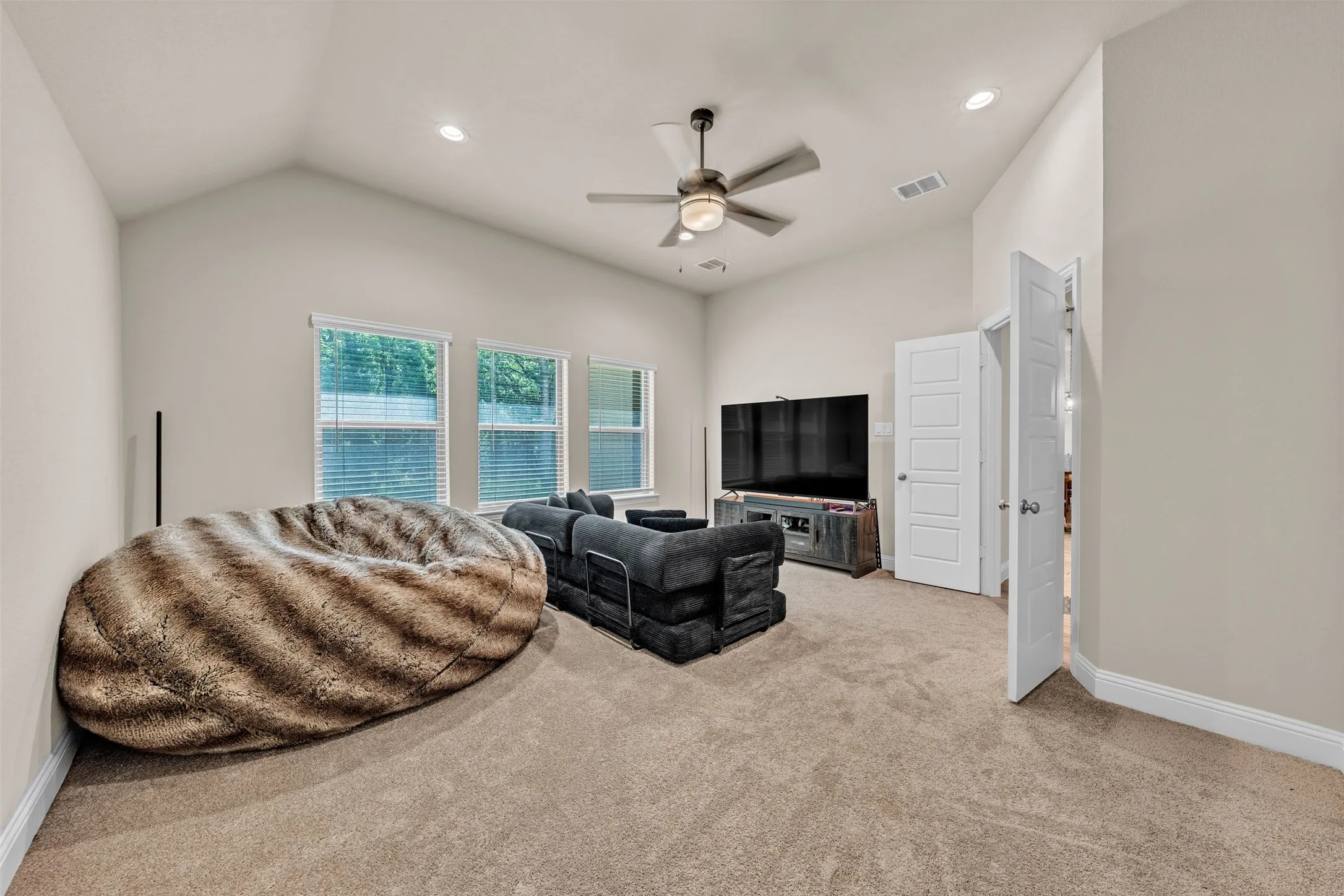 Single Family Residence For Sale in Parker County , 250 Red Top Road, Poolville, Texas 76487, 4 Bedroom, 3 Bathroom, 3 Garage spaces, 2,552 Sqft, built in 2024, mls#21325754, Real Estate Agent in Poolville, Homes For Sale in Parker county, Homes For Sale in Poolville, Realtor in Poolville Texas, Real Estate Brokerage Independent Realty Texas, Luminita Cordes Realtor