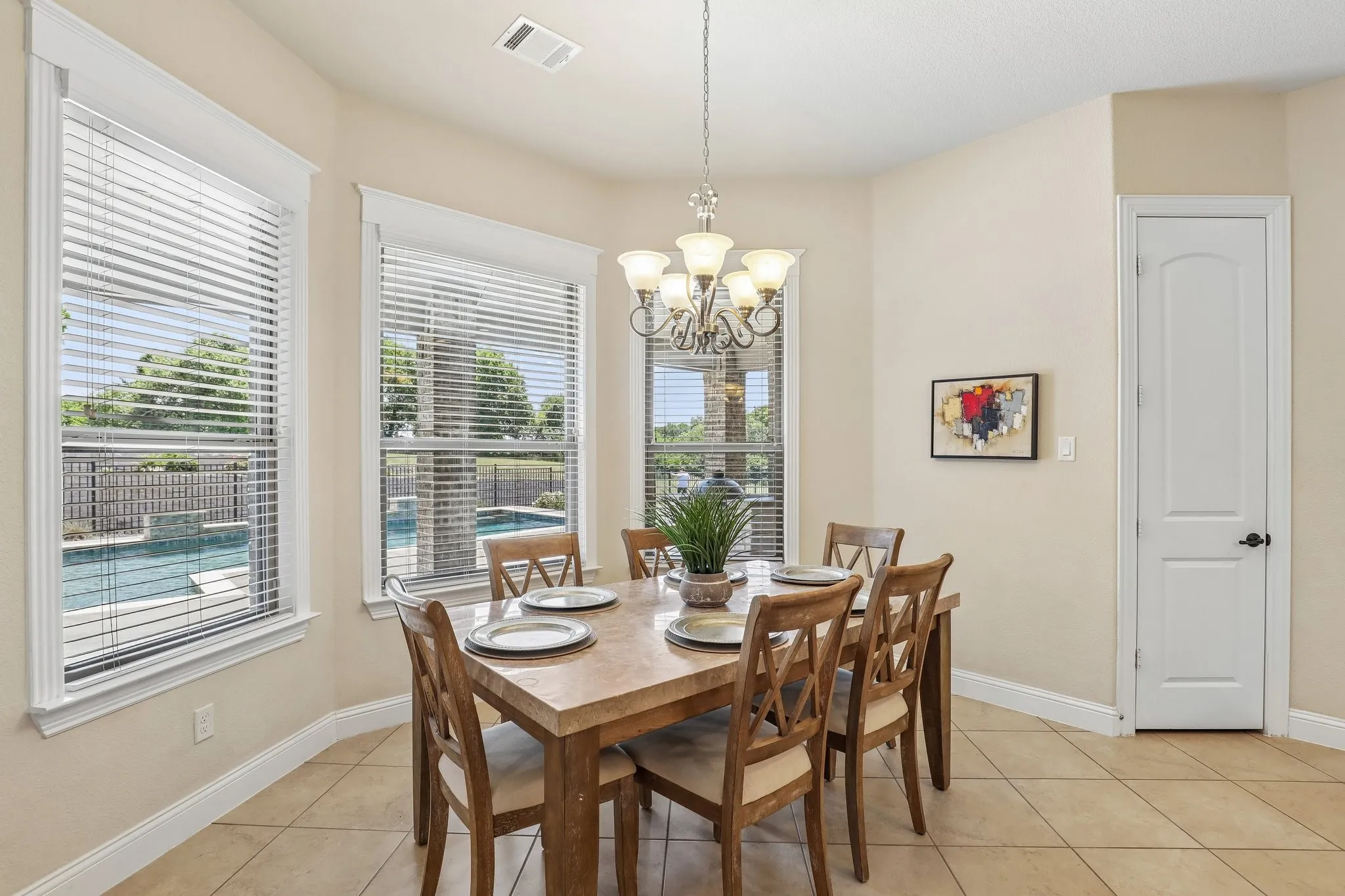 Single Family Residence For Sale in Ellis County , 2810 Fossil Creek Drive, Midlothian, Texas 76065, 4 Bedroom, 3 Bathroom, 3 Garage spaces, 2,708 Sqft, built in 2017, mls#21323179, Real Estate Agent in Midlothian, Homes For Sale in Ellis county, Homes For Sale in Midlothian, Realtor in Midlothian Texas, Real Estate Brokerage Independent Realty Texas, Luminita Cordes Realtor