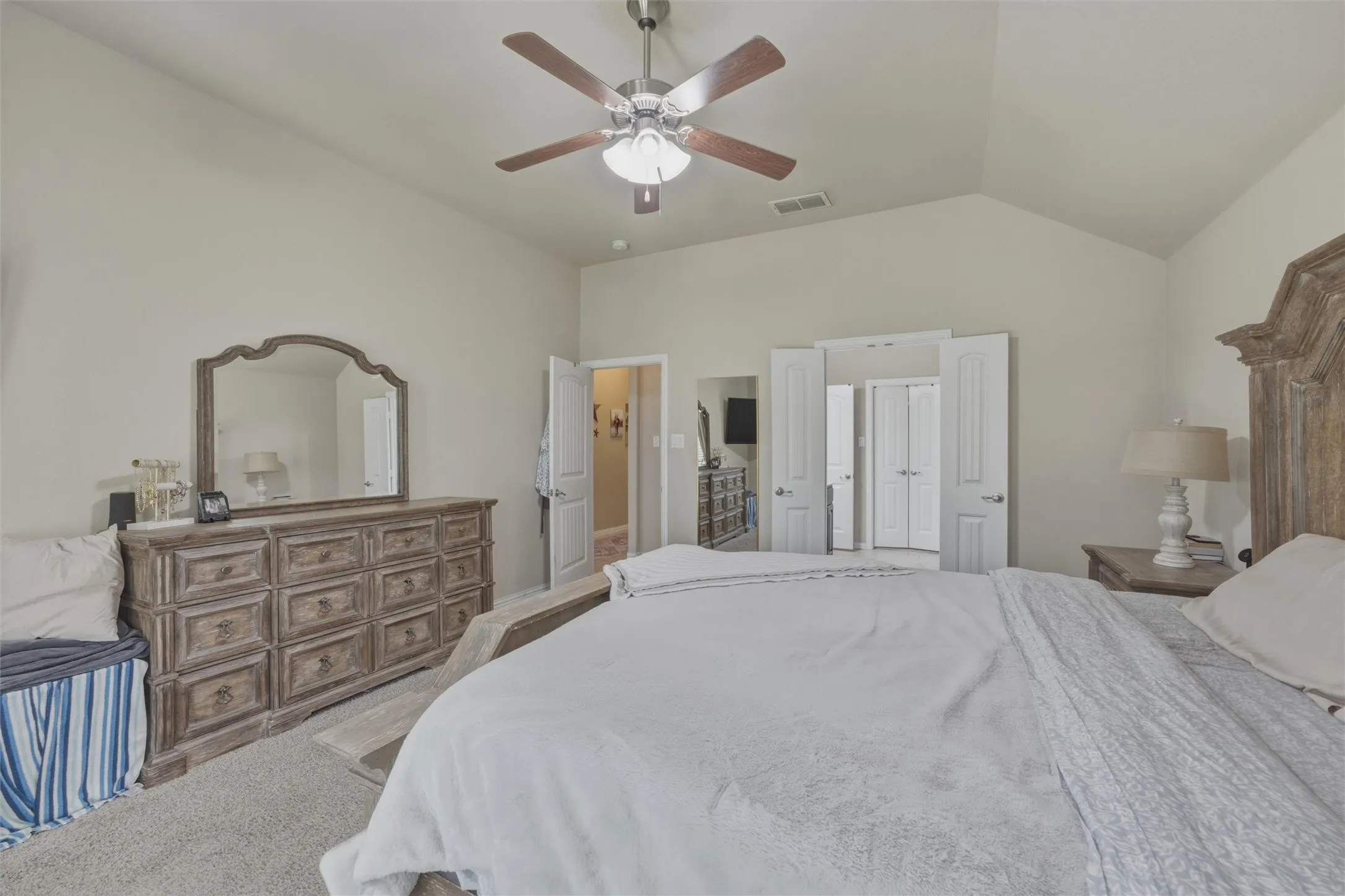 Single Family Residence For Sale in Tarrant County , 2955 Geneva Drive, Grand Prairie, Texas 75054, 4 Bedroom, 3 Bathroom, 2 Garage spaces, 2,400 Sqft, built in 2016, mls#21322462, Real Estate Agent in Grand Prairie, Homes For Sale in Tarrant county, Homes For Sale in Grand Prairie, Realtor in Grand Prairie Texas, Real Estate Brokerage Independent Realty Texas, Luminita Cordes Realtor