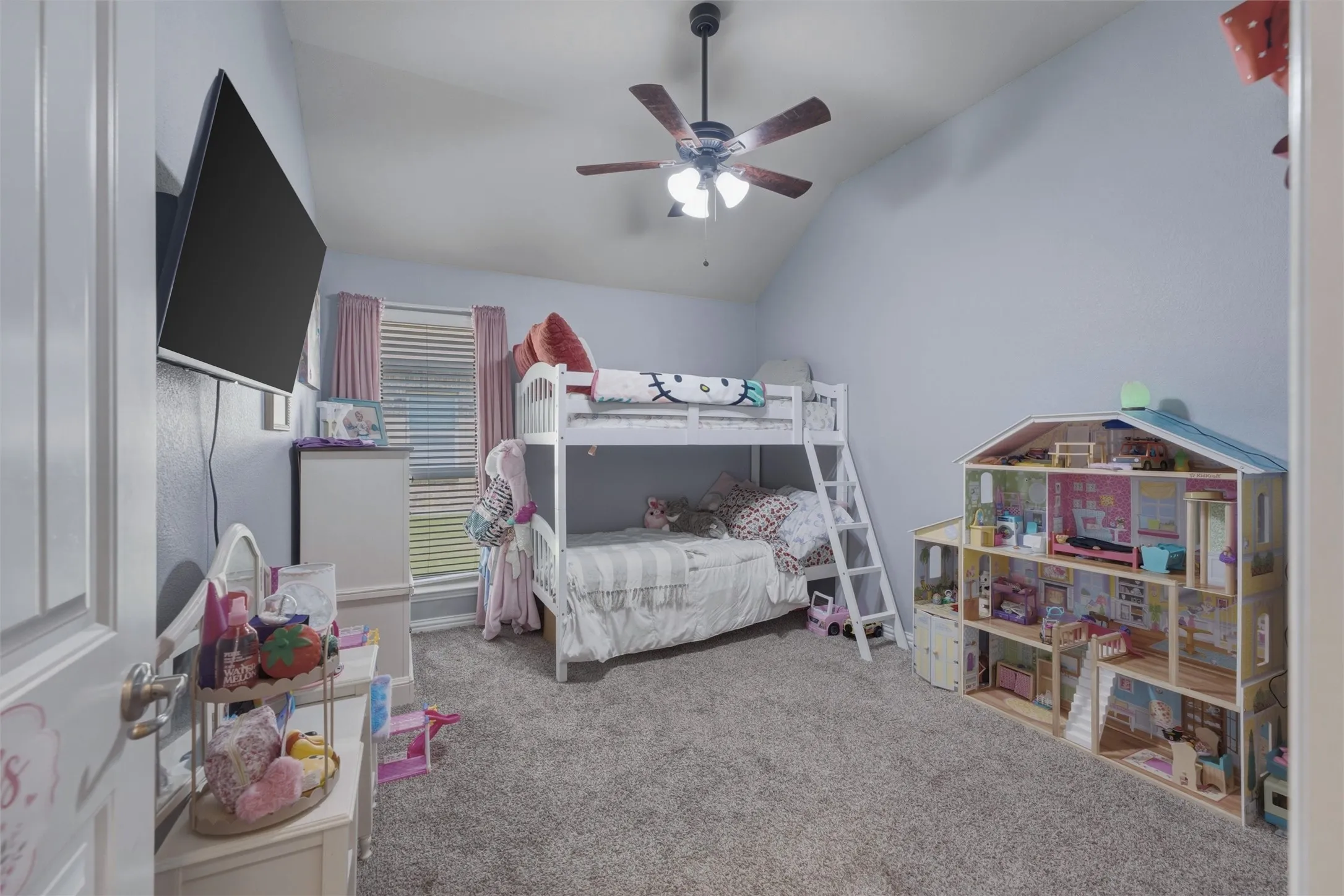 Single Family Residence For Sale in Tarrant County , 2955 Geneva Drive, Grand Prairie, Texas 75054, 4 Bedroom, 3 Bathroom, 2 Garage spaces, 2,400 Sqft, built in 2016, mls#21322462, Real Estate Agent in Grand Prairie, Homes For Sale in Tarrant county, Homes For Sale in Grand Prairie, Realtor in Grand Prairie Texas, Real Estate Brokerage Independent Realty Texas, Luminita Cordes Realtor