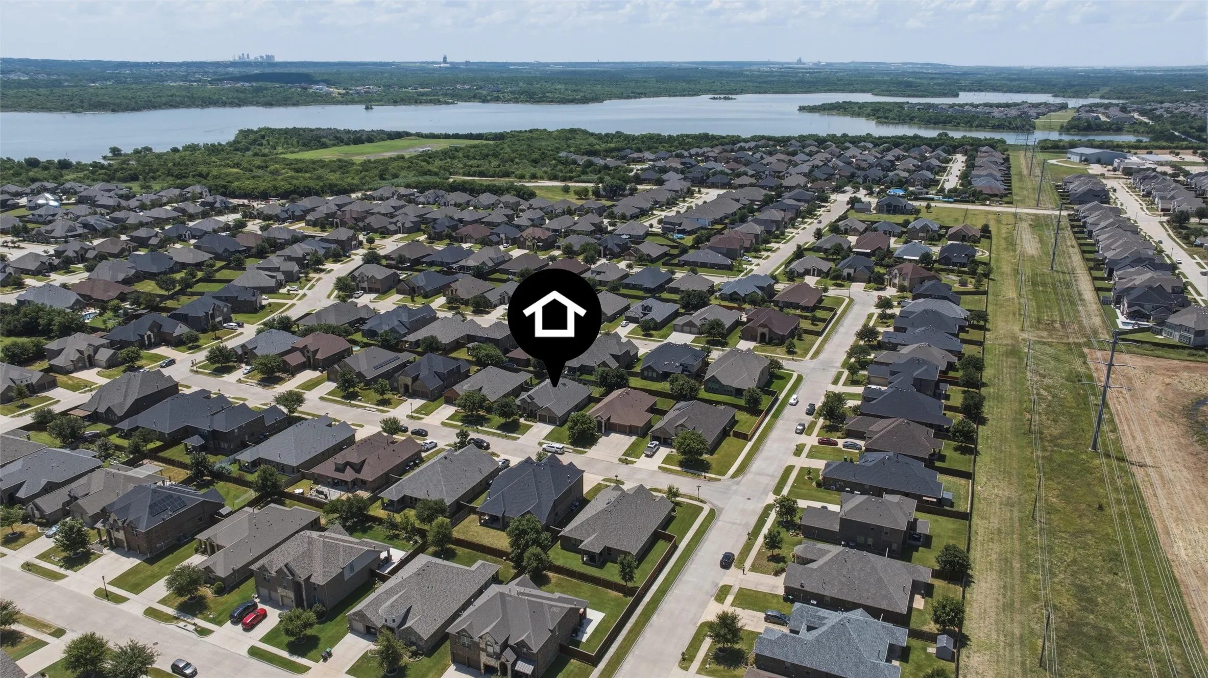Single Family Residence For Sale in Tarrant County , 2955 Geneva Drive, Grand Prairie, Texas 75054, 4 Bedroom, 3 Bathroom, 2 Garage spaces, 2,400 Sqft, built in 2016, mls#21322462, Real Estate Agent in Grand Prairie, Homes For Sale in Tarrant county, Homes For Sale in Grand Prairie, Realtor in Grand Prairie Texas, Real Estate Brokerage Independent Realty Texas, Luminita Cordes Realtor