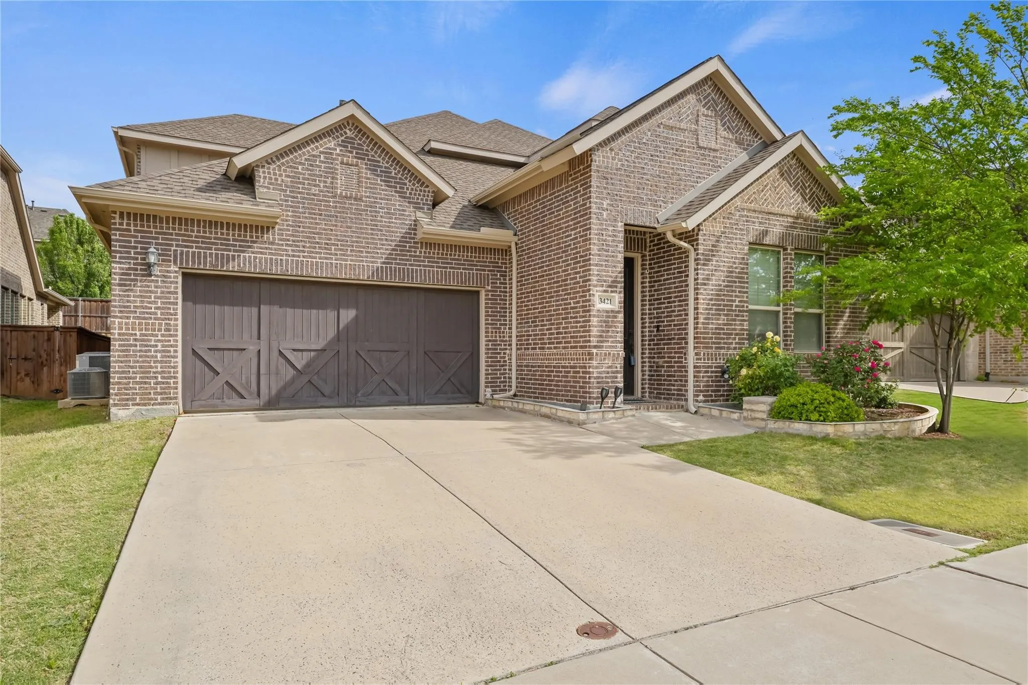 Single Family Residence For Sale in Dallas County , 3421 Poinsettia Way, Irving, Texas 75038, 4 Bedrooms, 3 Bathrooms, 2 Garage spaces, 2,820 Sqft, built in 2017, Price $699,900, mls#21325861, Real Estate Agent in Irving, Homes For Sale in Dallas county, Homes For Sale in Irving, Realtor in Irving Texas, Real Estate Brokerage Independent Realty Texas, Luminita Cordes Realtor