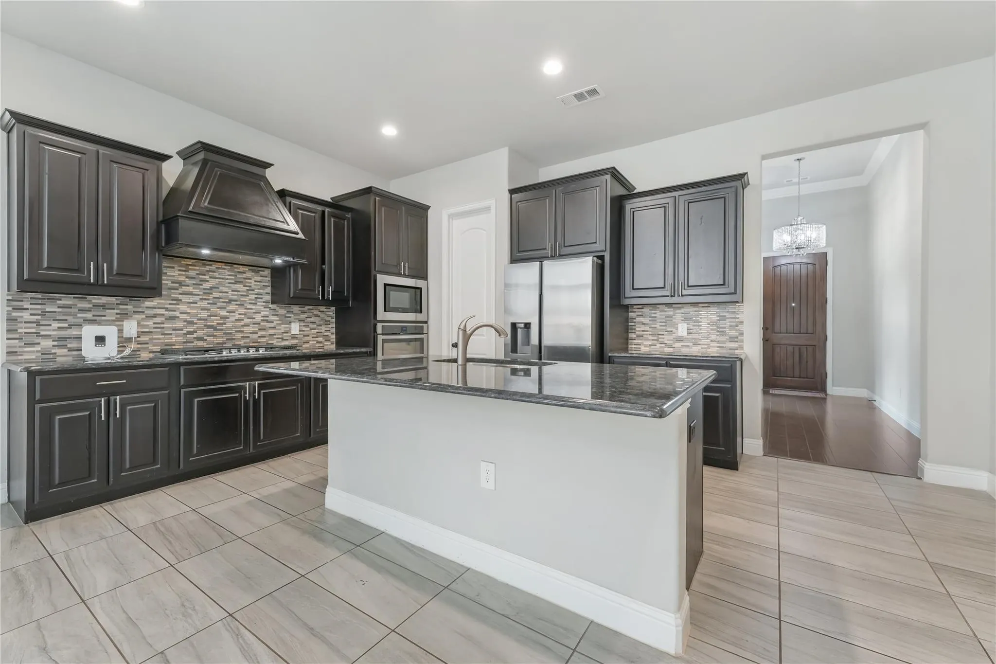 Single Family Residence For Sale in Dallas County , 3421 Poinsettia Way, Irving, Texas 75038, 4 Bedrooms, 3 Bathrooms, 2 Garage spaces, 2,820 Sqft, built in 2017, Price $699,900, mls#21325861, Real Estate Agent in Irving, Homes For Sale in Dallas county, Homes For Sale in Irving, Realtor in Irving Texas, Real Estate Brokerage Independent Realty Texas, Luminita Cordes Realtor