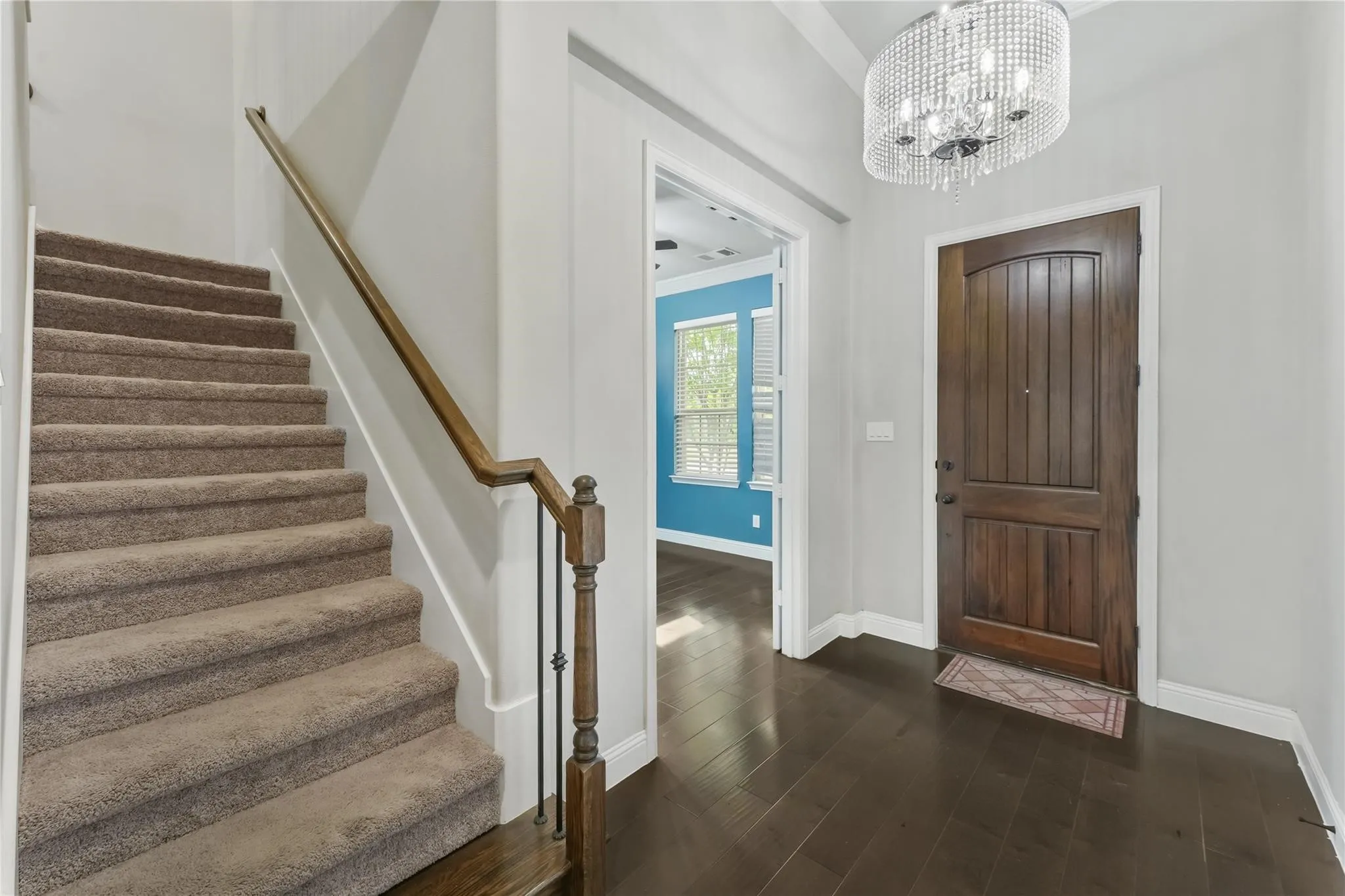 Single Family Residence For Sale in Dallas County , 3421 Poinsettia Way, Irving, Texas 75038, 4 Bedrooms, 3 Bathrooms, 2 Garage spaces, 2,820 Sqft, built in 2017, Price $699,900, mls#21325861, Real Estate Agent in Irving, Homes For Sale in Dallas county, Homes For Sale in Irving, Realtor in Irving Texas, Real Estate Brokerage Independent Realty Texas, Luminita Cordes Realtor