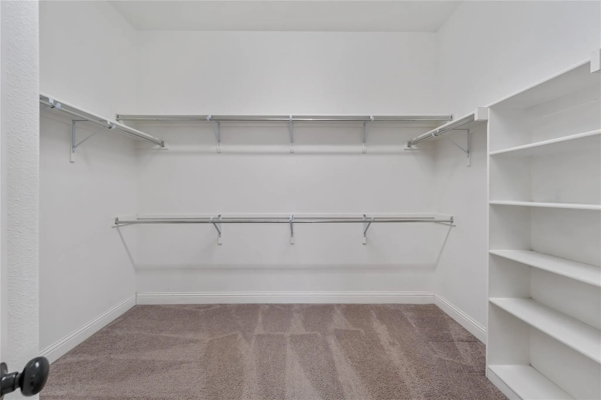 Single Family Residence For Sale in Dallas County , 3421 Poinsettia Way, Irving, Texas 75038, 4 Bedrooms, 3 Bathrooms, 2 Garage spaces, 2,820 Sqft, built in 2017, Price $699,900, mls#21325861, Real Estate Agent in Irving, Homes For Sale in Dallas county, Homes For Sale in Irving, Realtor in Irving Texas, Real Estate Brokerage Independent Realty Texas, Luminita Cordes Realtor
