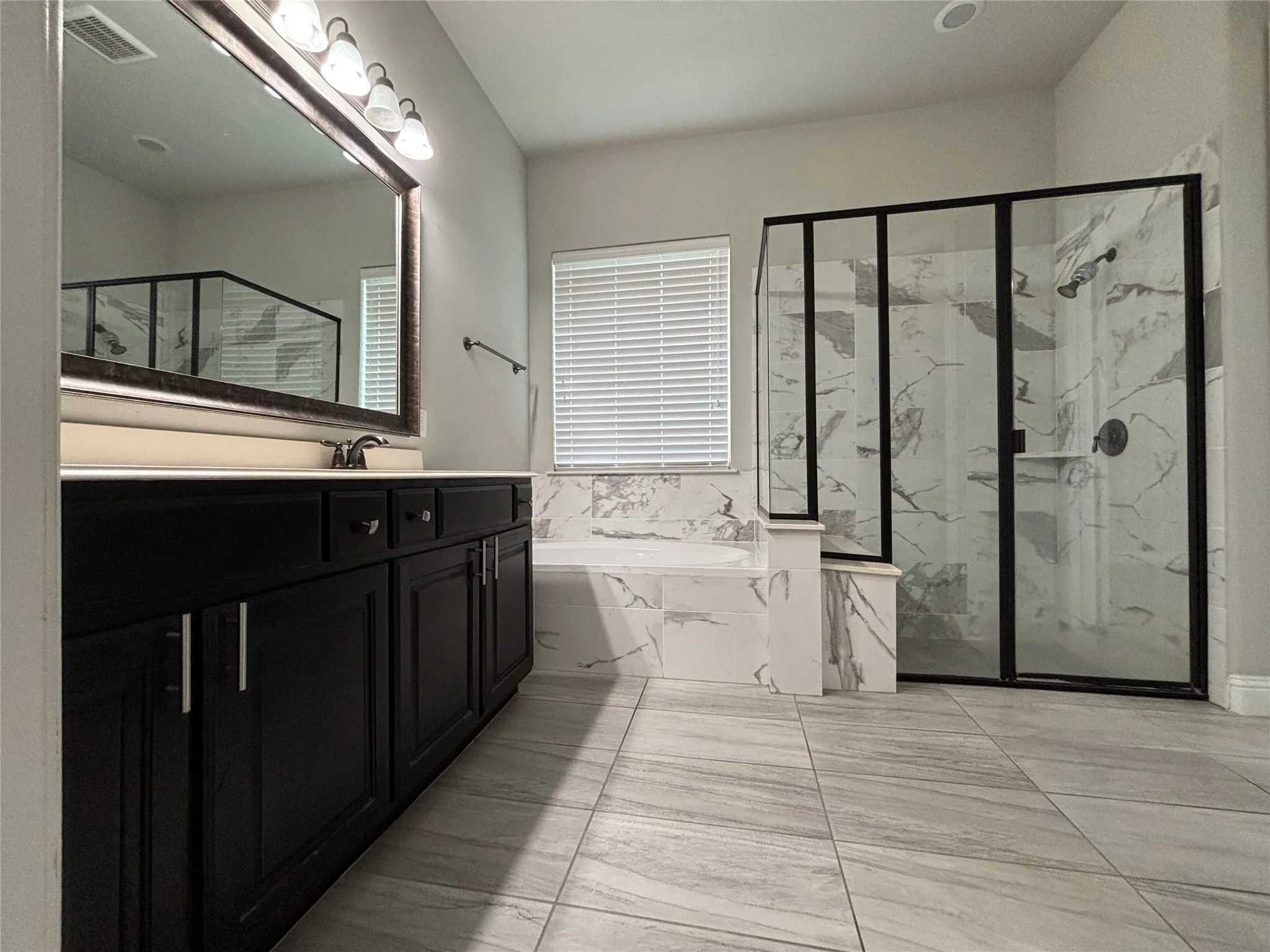 Single Family Residence For Sale in Dallas County , 3421 Poinsettia Way, Irving, Texas 75038, 4 Bedrooms, 3 Bathrooms, 2 Garage spaces, 2,820 Sqft, built in 2017, Price $699,900, mls#21325861, Real Estate Agent in Irving, Homes For Sale in Dallas county, Homes For Sale in Irving, Realtor in Irving Texas, Real Estate Brokerage Independent Realty Texas, Luminita Cordes Realtor