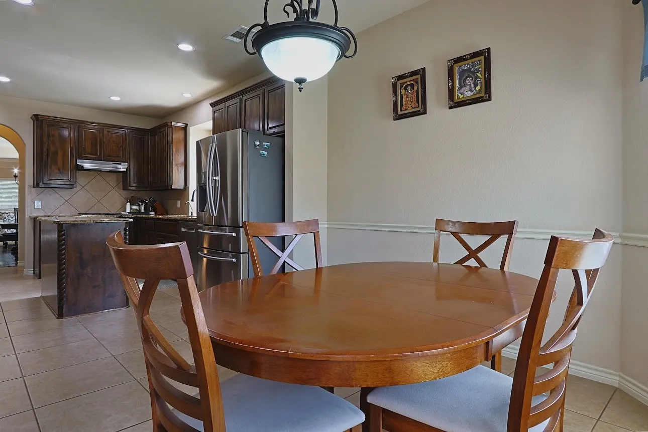 Single Family Residence For Sale in Collin County , 11673 Gatesville Drive, Frisco, Texas 75035, 5 Bedroom, 4 Bathroom, 2 Garage spaces, 3,827 Sqft, built in 2010, mls#21325903, Real Estate Agent in Frisco, Homes For Sale in Collin county, Homes For Sale in Frisco, Realtor in Frisco Texas, Real Estate Brokerage Independent Realty Texas, Luminita Cordes Realtor