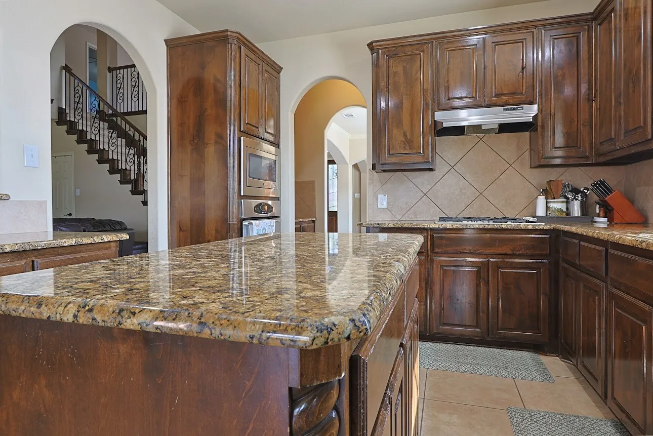 Single Family Residence For Sale in Collin County , 11673 Gatesville Drive, Frisco, Texas 75035, 5 Bedroom, 4 Bathroom, 2 Garage spaces, 3,827 Sqft, built in 2010, mls#21325903, Real Estate Agent in Frisco, Homes For Sale in Collin county, Homes For Sale in Frisco, Realtor in Frisco Texas, Real Estate Brokerage Independent Realty Texas, Luminita Cordes Realtor