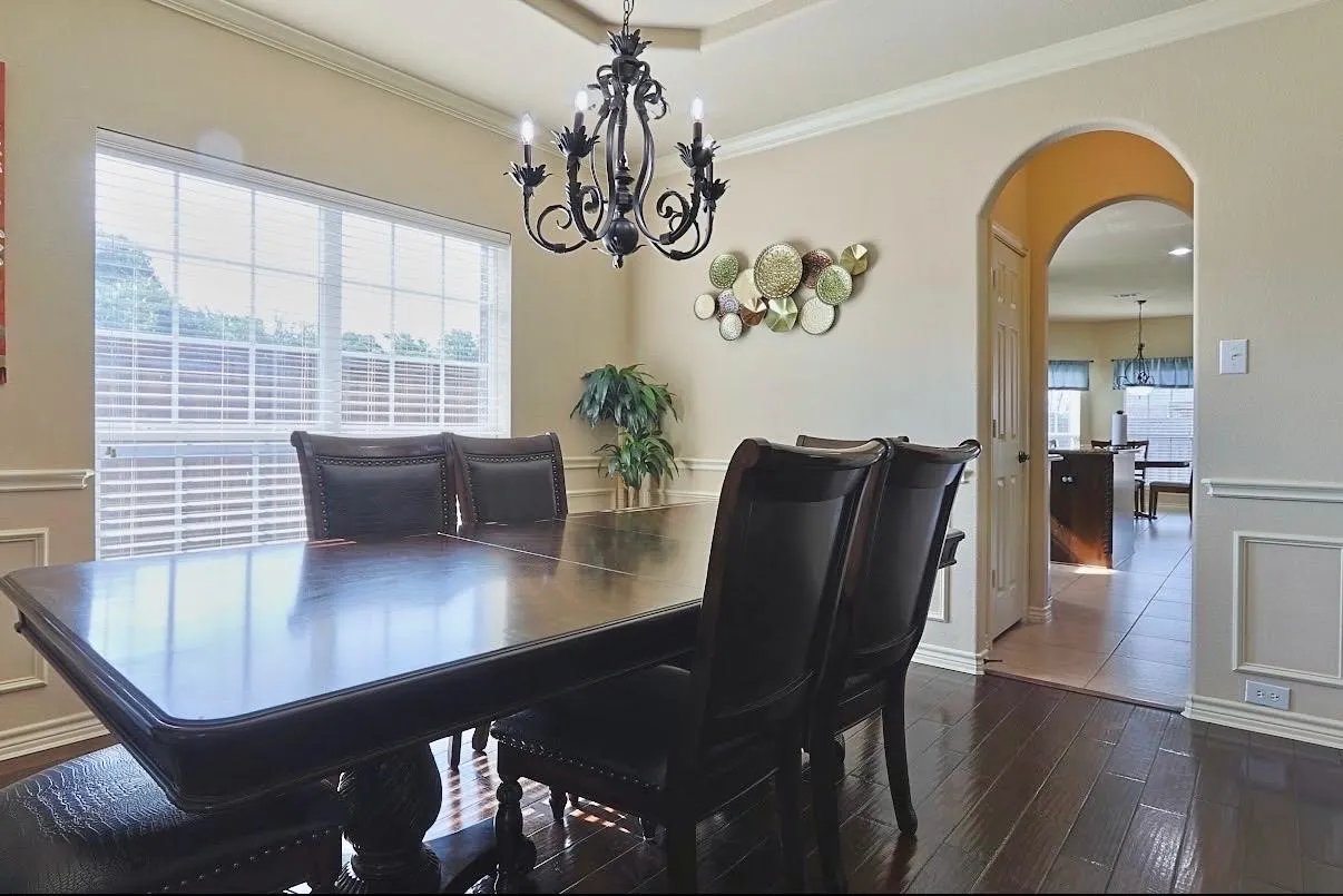 Single Family Residence For Sale in Collin County , 11673 Gatesville Drive, Frisco, Texas 75035, 5 Bedroom, 4 Bathroom, 2 Garage spaces, 3,827 Sqft, built in 2010, mls#21325903, Real Estate Agent in Frisco, Homes For Sale in Collin county, Homes For Sale in Frisco, Realtor in Frisco Texas, Real Estate Brokerage Independent Realty Texas, Luminita Cordes Realtor