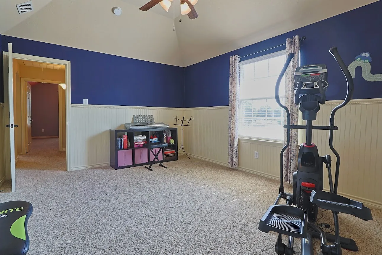 Single Family Residence For Sale in Collin County , 11673 Gatesville Drive, Frisco, Texas 75035, 5 Bedroom, 4 Bathroom, 2 Garage spaces, 3,827 Sqft, built in 2010, mls#21325903, Real Estate Agent in Frisco, Homes For Sale in Collin county, Homes For Sale in Frisco, Realtor in Frisco Texas, Real Estate Brokerage Independent Realty Texas, Luminita Cordes Realtor