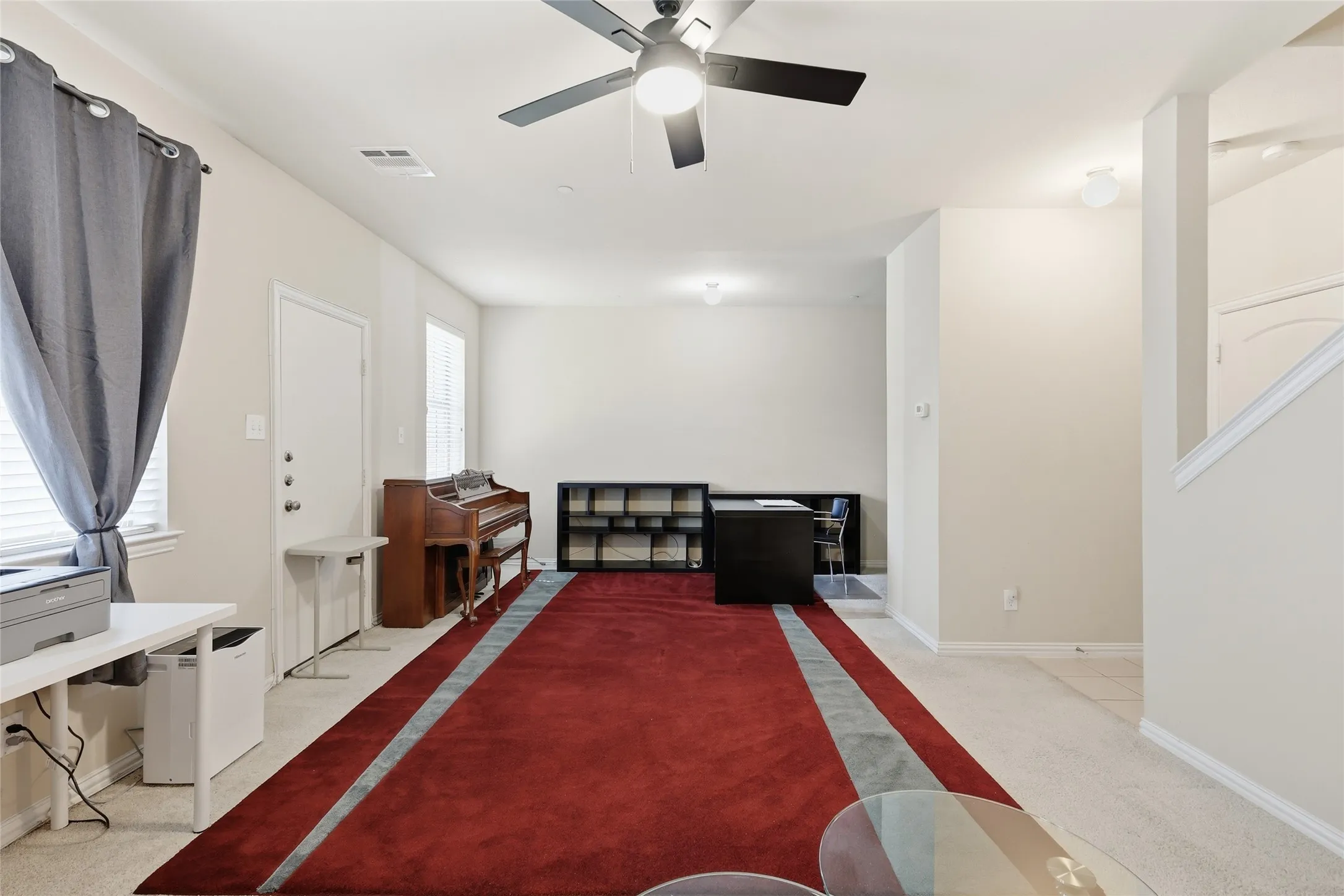 Townhouse For Sale in Dallas County , 1431 Chase Lane, Irving, Texas 75063, 3 Bedroom, 3 Bathroom, 2 Garage spaces, 2,319 Sqft, built in 2005, mls#21325169, Real Estate Agent in Irving, Homes For Sale in Dallas county, Homes For Sale in Irving, Realtor in Irving Texas, Real Estate Brokerage Independent Realty Texas, Luminita Cordes Realtor