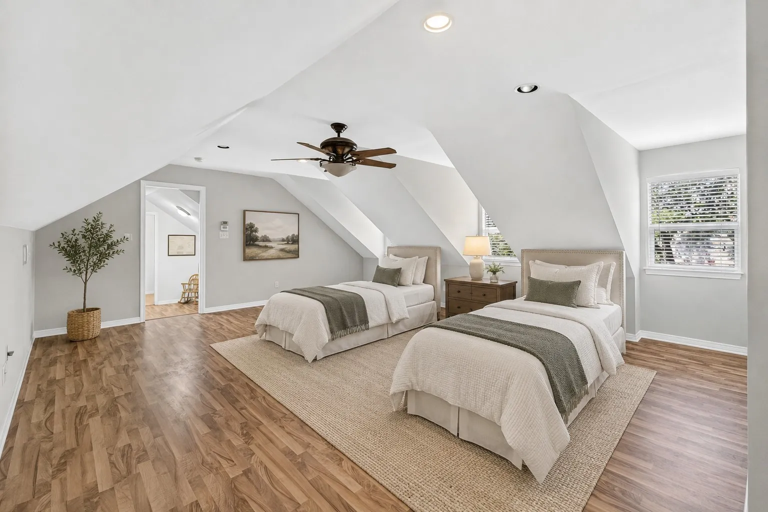 Large Upstairs Bedroom Virtually