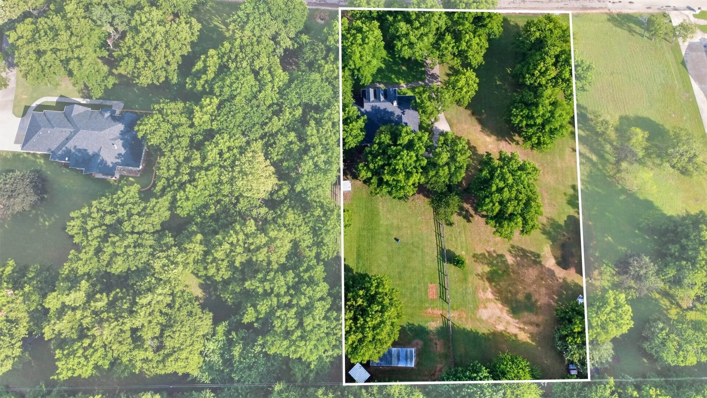 Single Family Residence For Sale in Navarro County , 3229 Francisco Bay Drive, Kerens, Texas 75144, 3 Bedroom, 3 Bathroom, 2 Garage spaces, 2,404 Sqft, built in 2007, Price $530,000, mls#21322961, Real Estate Agent in Kerens, Homes For Sale in Navarro county, Homes For Sale in Kerens, Realtor in Kerens Texas, Real Estate Brokerage Independent Realty Texas, Luminita Cordes Realtor