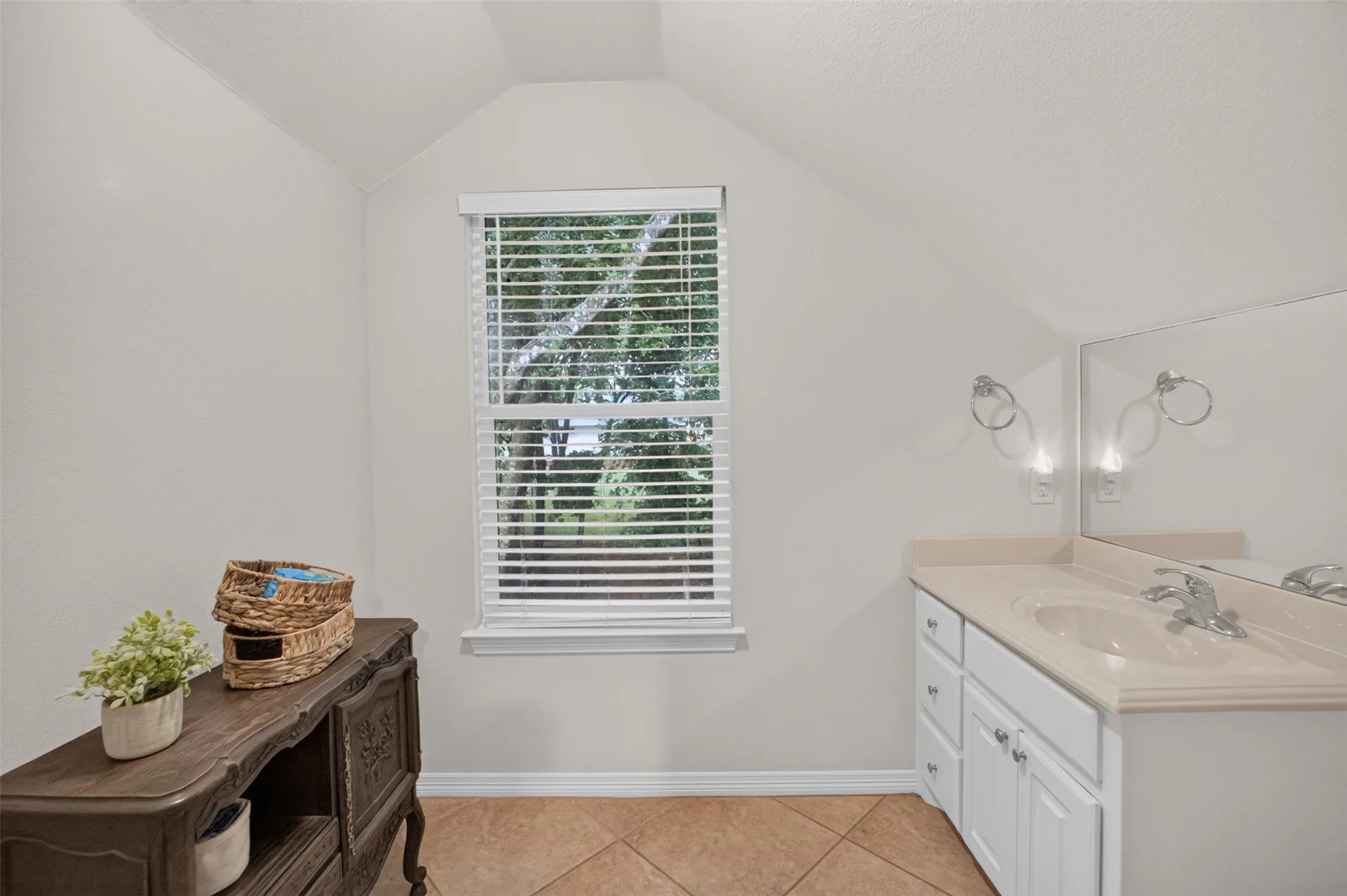 Upstairs Bathroom View 1