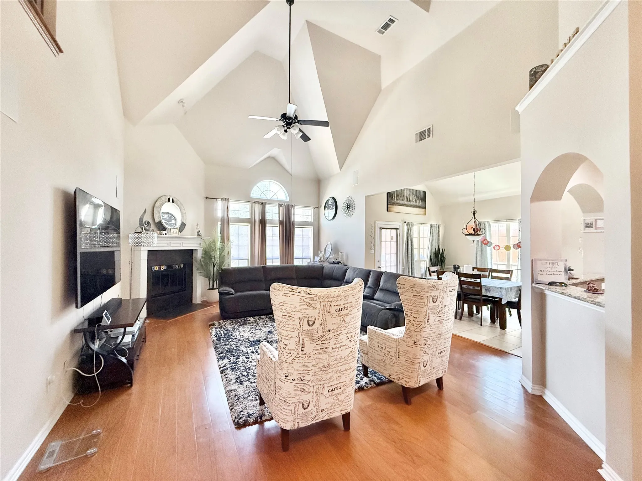 Single Family Residence For Rent in Denton County , 7430 Hidden Cove Lane, Frisco, Texas 75034, 5 Bedroom, 4 Bathroom, 2 Garage spaces, 4,263 Sqft, built in 2011, mls#21325923, Real Estate Agent in Frisco, Homes For Rent in Denton county, Homes For Rent in Frisco, Realtor in Frisco Texas, Real Estate Brokerage Independent Realty Texas, Luminita Cordes Realtor