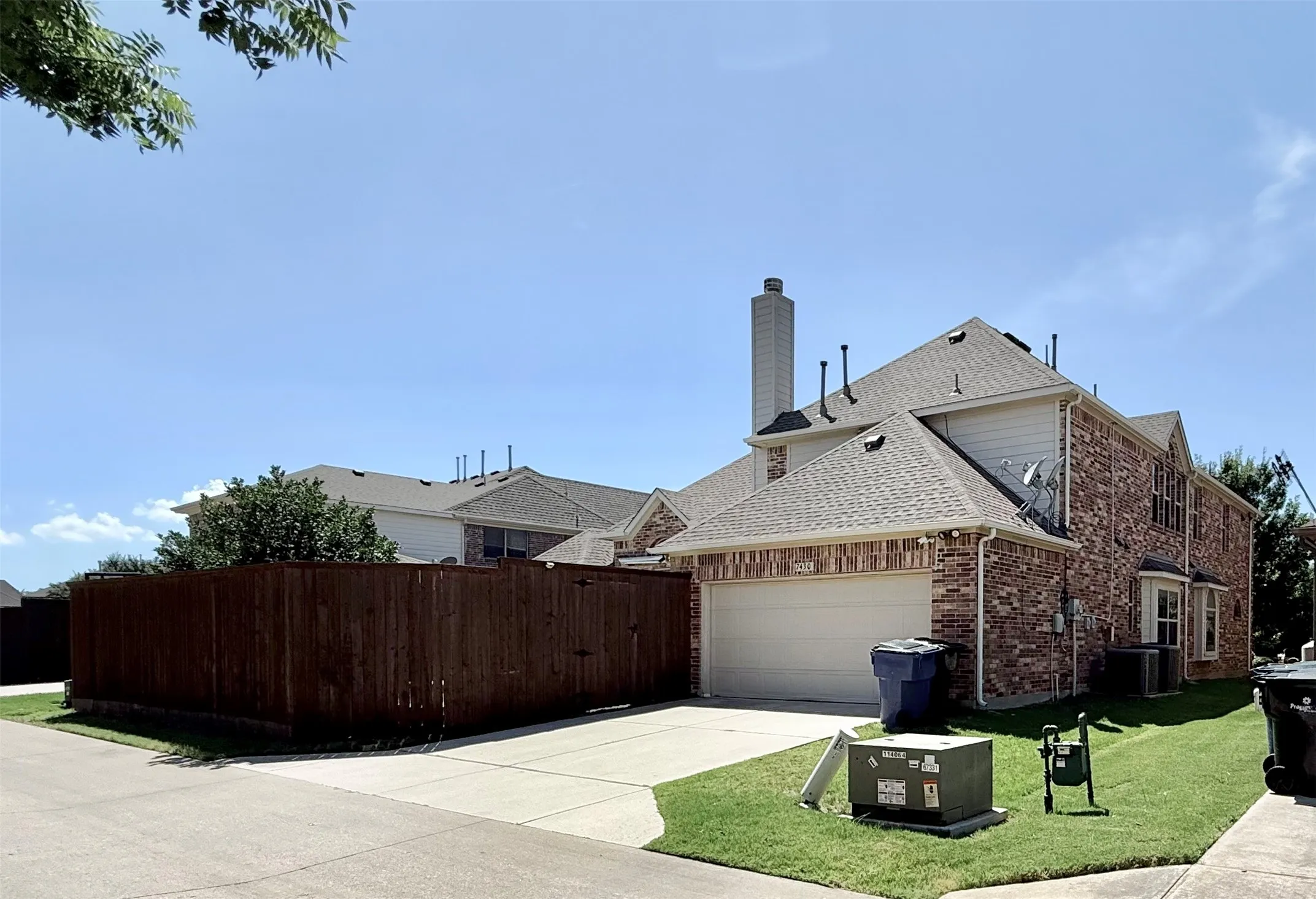 Single Family Residence For Rent in Denton County , 7430 Hidden Cove Lane, Frisco, Texas 75034, 5 Bedroom, 4 Bathroom, 2 Garage spaces, 4,263 Sqft, built in 2011, mls#21325923, Real Estate Agent in Frisco, Homes For Rent in Denton county, Homes For Rent in Frisco, Realtor in Frisco Texas, Real Estate Brokerage Independent Realty Texas, Luminita Cordes Realtor
