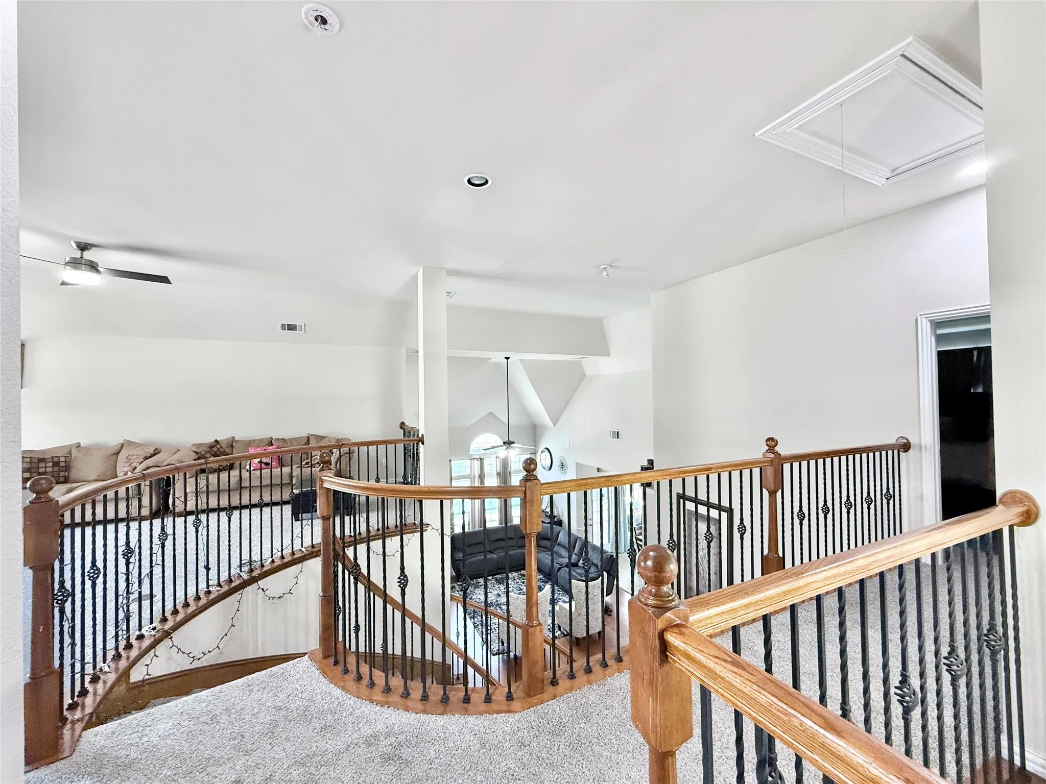Single Family Residence For Rent in Denton County , 7430 Hidden Cove Lane, Frisco, Texas 75034, 5 Bedroom, 4 Bathroom, 2 Garage spaces, 4,263 Sqft, built in 2011, mls#21325923, Real Estate Agent in Frisco, Homes For Rent in Denton county, Homes For Rent in Frisco, Realtor in Frisco Texas, Real Estate Brokerage Independent Realty Texas, Luminita Cordes Realtor