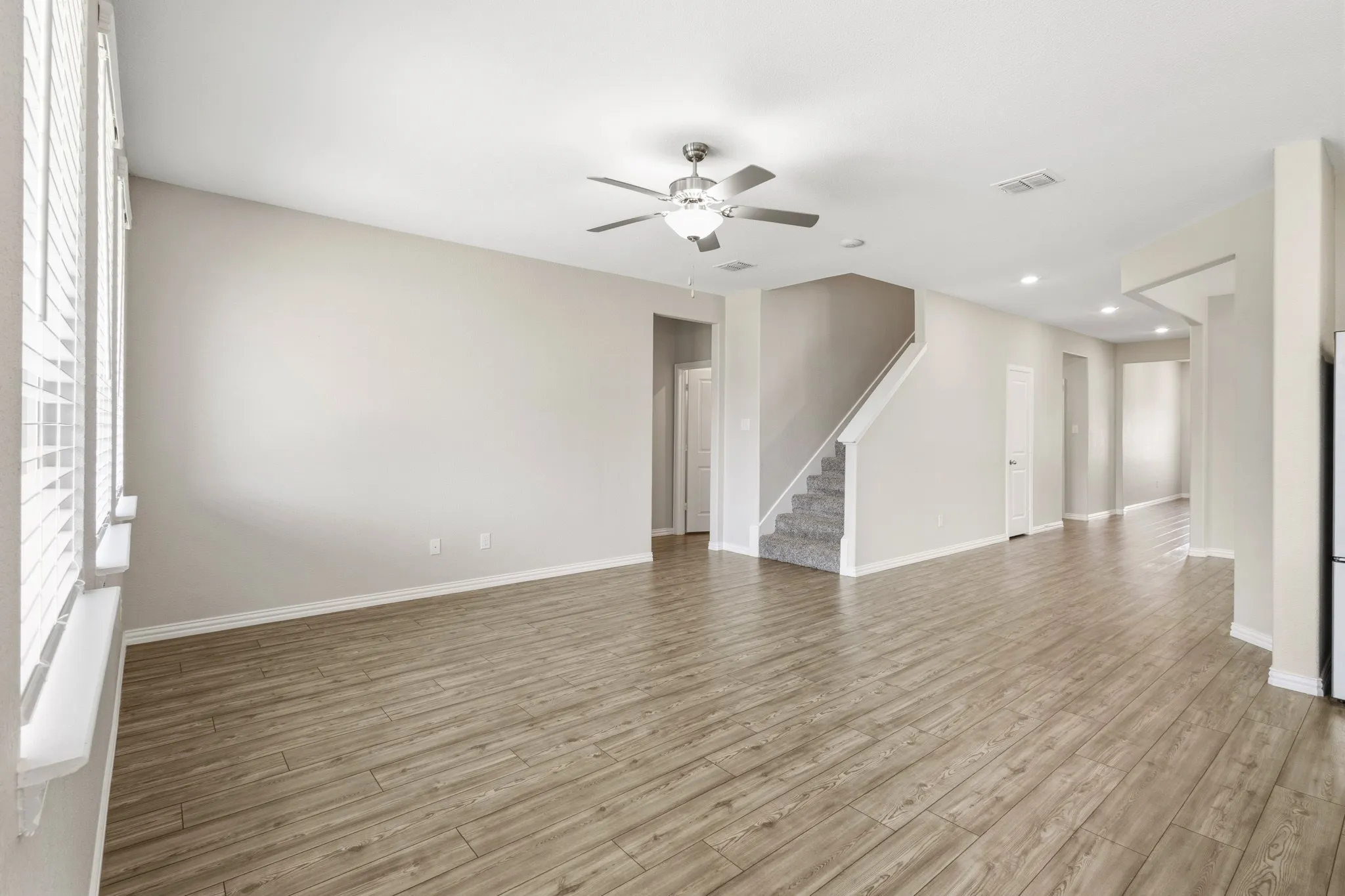 Single Family Residence For Sale in Collin County , 714 Stallings Drive, Princeton, Texas 75407, 4 Bedroom, 3 Bathroom, 2 Garage spaces, 2,347 Sqft, built in 2020, mls#21323445, Real Estate Agent in Princeton, Homes For Sale in Collin county, Homes For Sale in Princeton, Realtor in Princeton Texas, Real Estate Brokerage Independent Realty Texas, Luminita Cordes Realtor