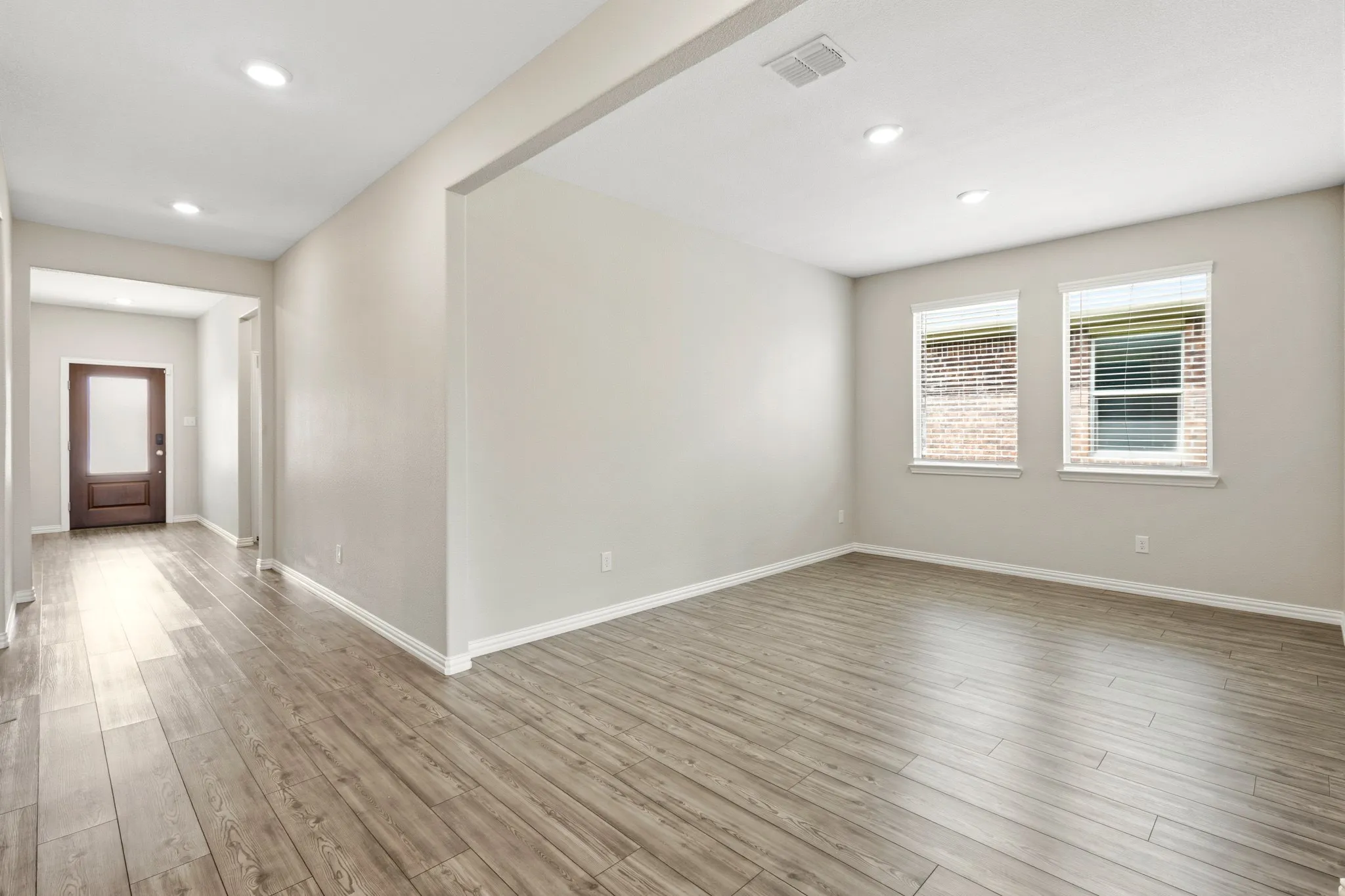 Single Family Residence For Sale in Collin County , 714 Stallings Drive, Princeton, Texas 75407, 4 Bedroom, 3 Bathroom, 2 Garage spaces, 2,347 Sqft, built in 2020, mls#21323445, Real Estate Agent in Princeton, Homes For Sale in Collin county, Homes For Sale in Princeton, Realtor in Princeton Texas, Real Estate Brokerage Independent Realty Texas, Luminita Cordes Realtor