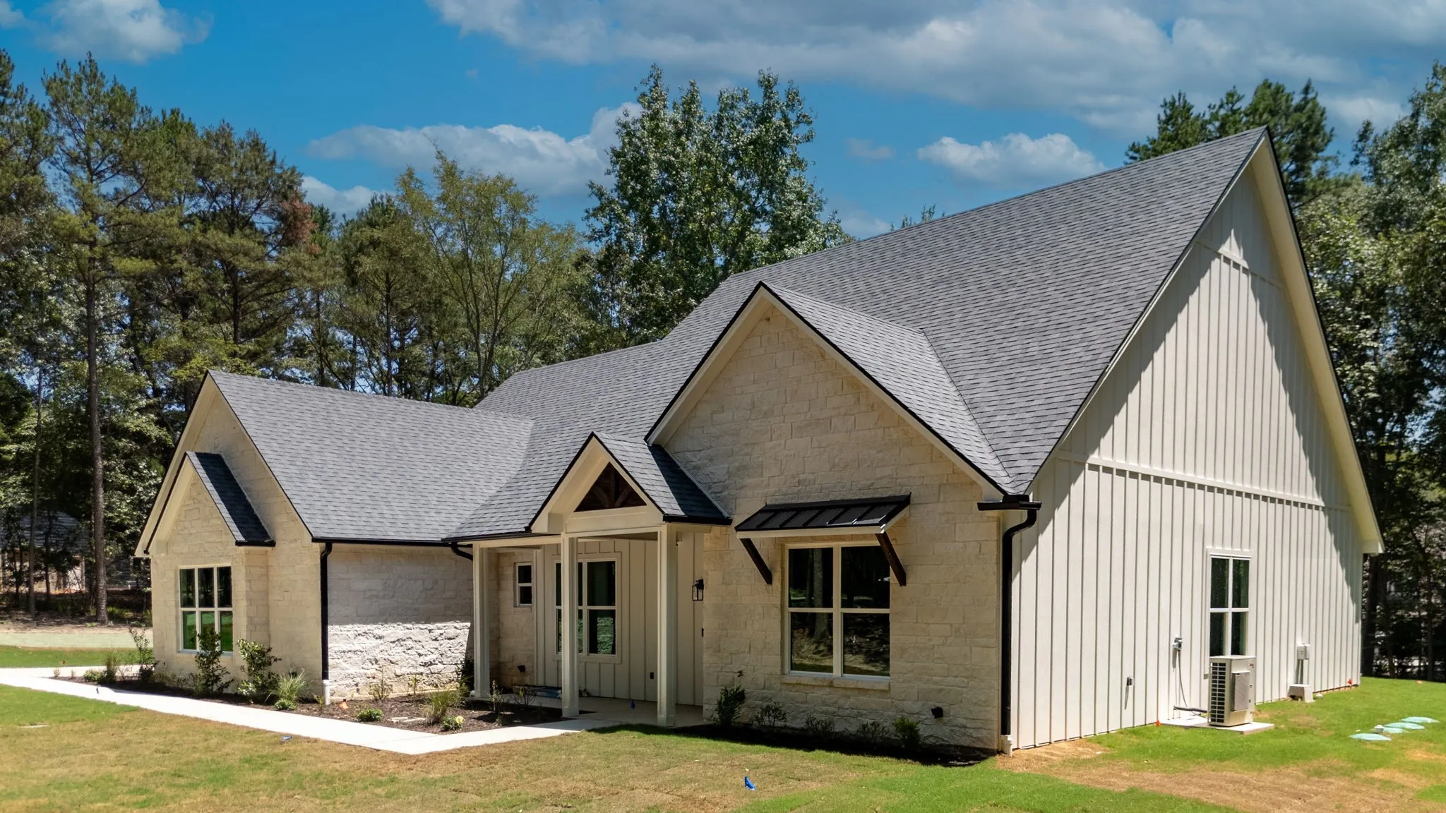 Single Family Residence For Sale in Smith County , 15337 Lakeside Drive, Tyler, Texas 75707, 4 Bedroom, 3 Bathroom, 2 Garage spaces, 2,785 Sqft, built in 2026, mls#21325696, Real Estate Agent in Tyler, Homes For Sale in Smith county, Homes For Sale in Tyler, Realtor in Tyler Texas, Real Estate Brokerage Independent Realty Texas, Luminita Cordes Realtor