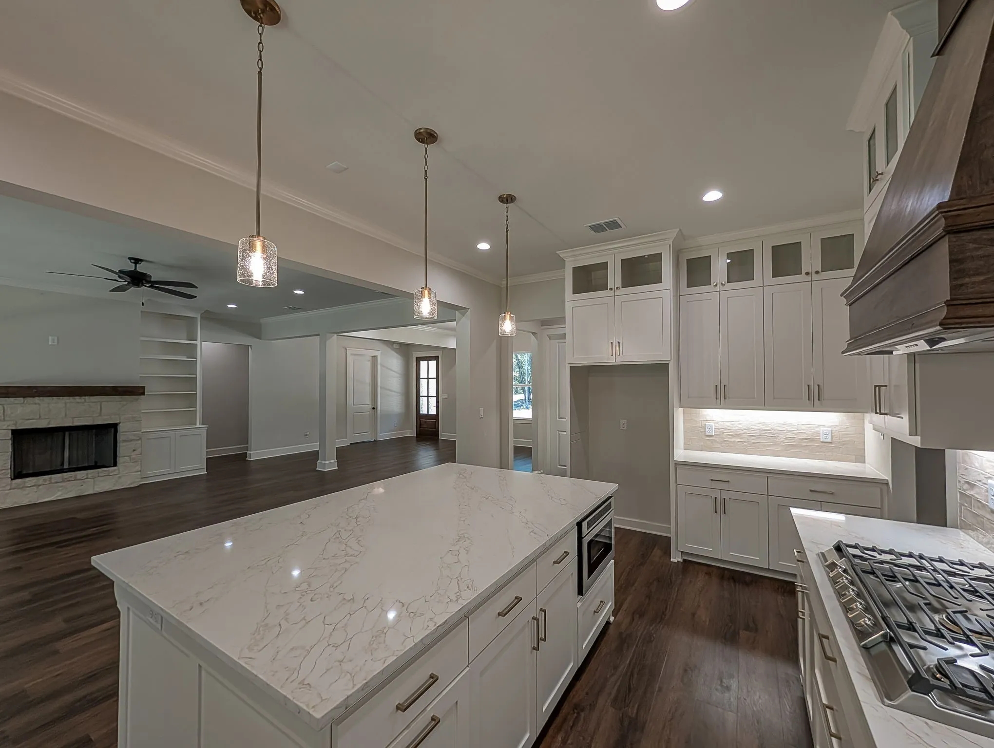 Single Family Residence For Sale in Smith County , 15337 Lakeside Drive, Tyler, Texas 75707, 4 Bedroom, 3 Bathroom, 2 Garage spaces, 2,785 Sqft, built in 2026, mls#21325696, Real Estate Agent in Tyler, Homes For Sale in Smith county, Homes For Sale in Tyler, Realtor in Tyler Texas, Real Estate Brokerage Independent Realty Texas, Luminita Cordes Realtor