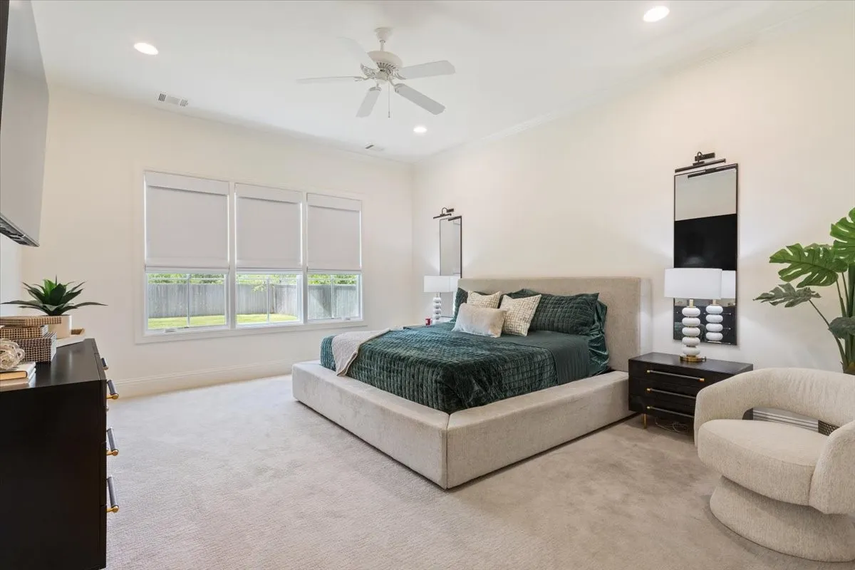 Single Family Residence For Sale in Mc Lennan County , 14019 RW Court, Woodway, Texas 76712, 4 Bedroom, 4 Bathroom, 2 Garage spaces, 4,238 Sqft, built in 2022, mls#21324059, Real Estate Agent in Woodway, Homes For Sale in Mc Lennan county, Homes For Sale in Woodway, Realtor in Woodway Texas, Real Estate Brokerage Independent Realty Texas, Luminita Cordes Realtor