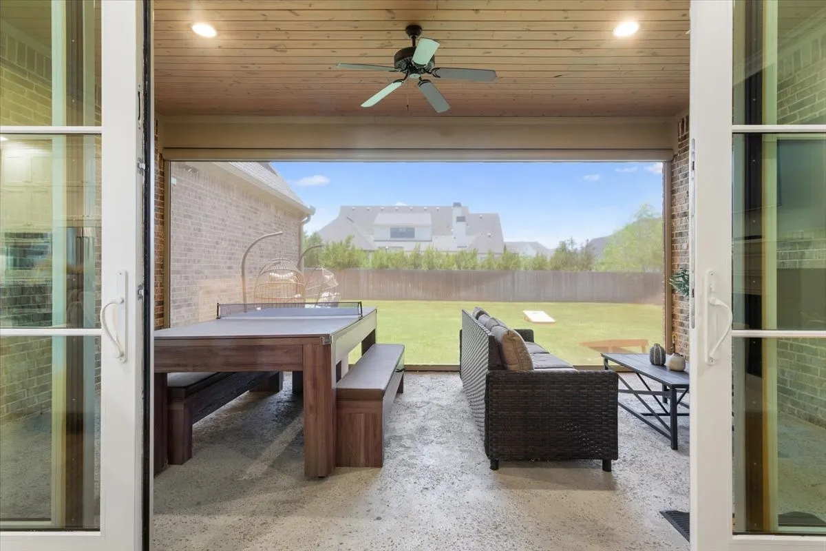 Single Family Residence For Sale in Mc Lennan County , 14019 RW Court, Woodway, Texas 76712, 4 Bedroom, 4 Bathroom, 2 Garage spaces, 4,238 Sqft, built in 2022, mls#21324059, Real Estate Agent in Woodway, Homes For Sale in Mc Lennan county, Homes For Sale in Woodway, Realtor in Woodway Texas, Real Estate Brokerage Independent Realty Texas, Luminita Cordes Realtor