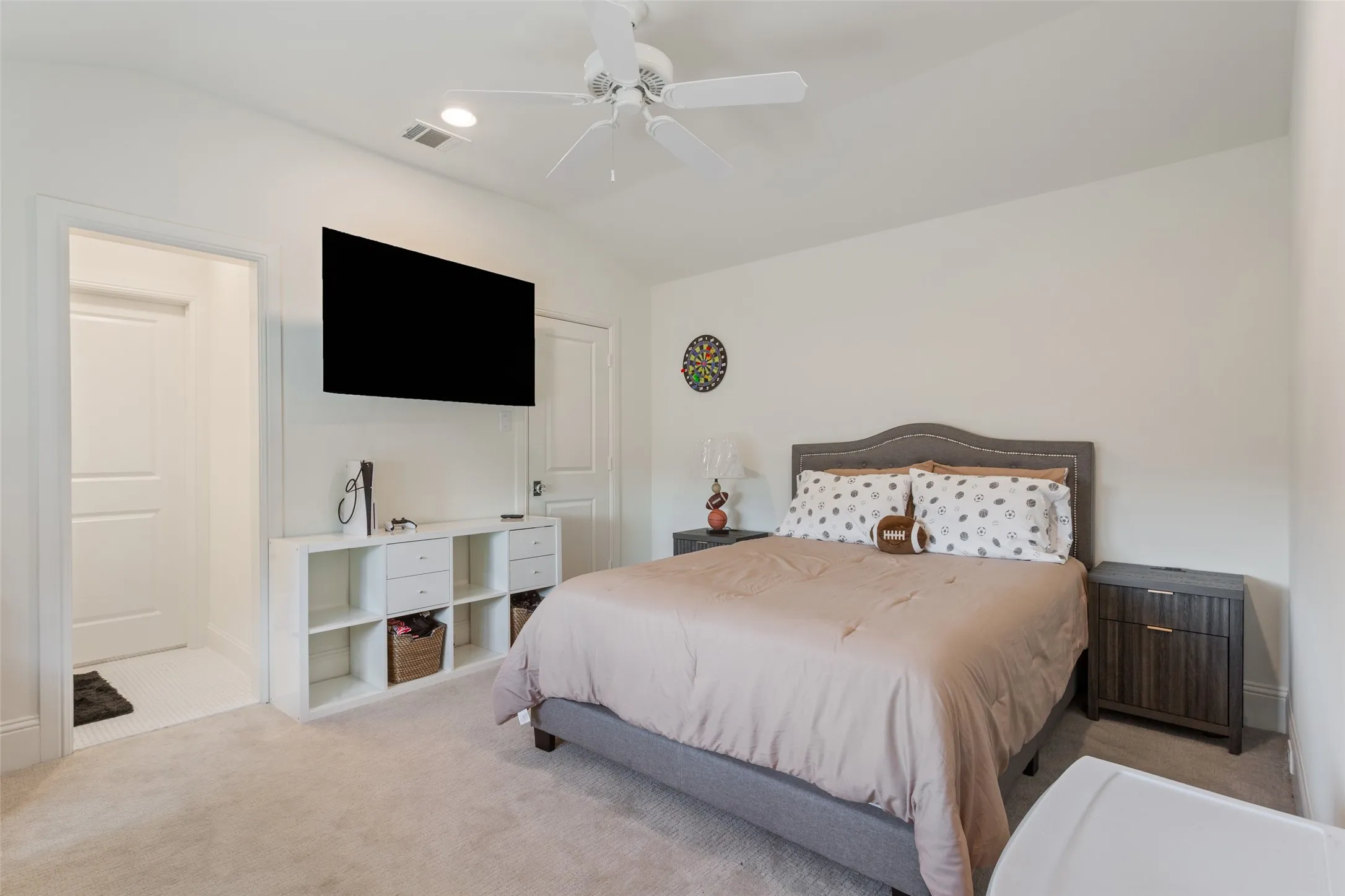 Single Family Residence For Sale in Mc Lennan County , 14019 RW Court, Woodway, Texas 76712, 4 Bedroom, 4 Bathroom, 2 Garage spaces, 4,238 Sqft, built in 2022, mls#21324059, Real Estate Agent in Woodway, Homes For Sale in Mc Lennan county, Homes For Sale in Woodway, Realtor in Woodway Texas, Real Estate Brokerage Independent Realty Texas, Luminita Cordes Realtor