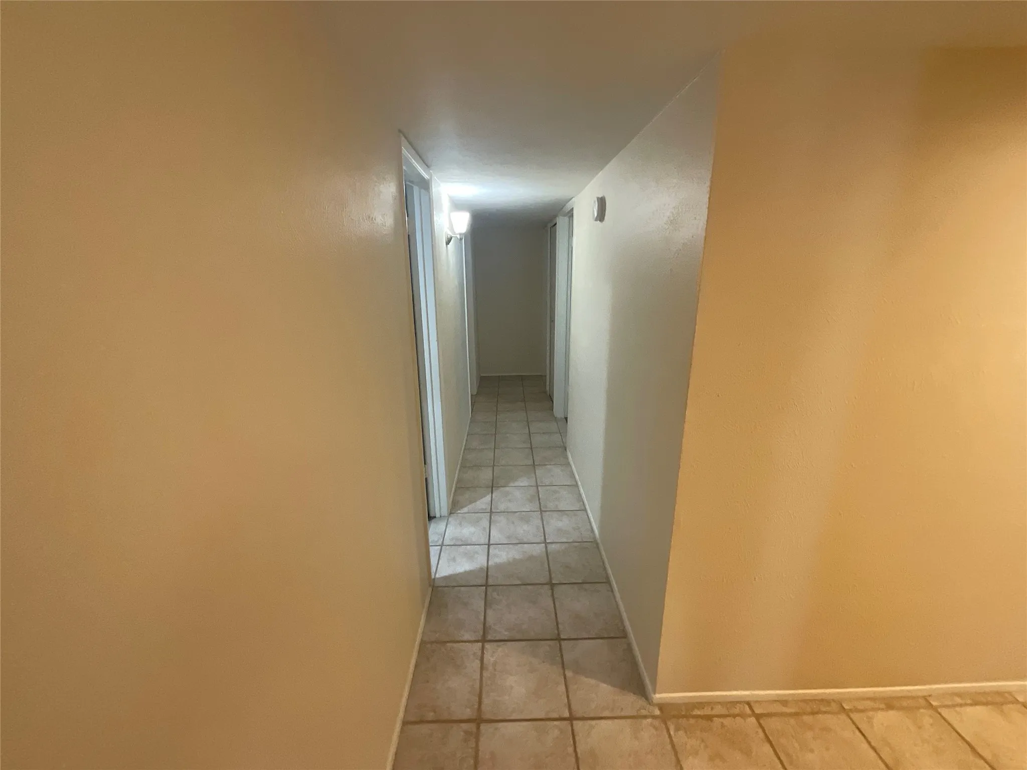 Single Family Residence For Sale in Dallas County , 2017 Osage Trail, Grand Prairie, Texas 75052, 3 Bedroom, 2 Bathroom, Garage spaces, 1,756 Sqft, built in 1980, mls#21323019, Real Estate Agent in Grand Prairie, Homes For Sale in Dallas county, Homes For Sale in Grand Prairie, Realtor in Grand Prairie Texas, Real Estate Brokerage Independent Realty Texas, Luminita Cordes Realtor