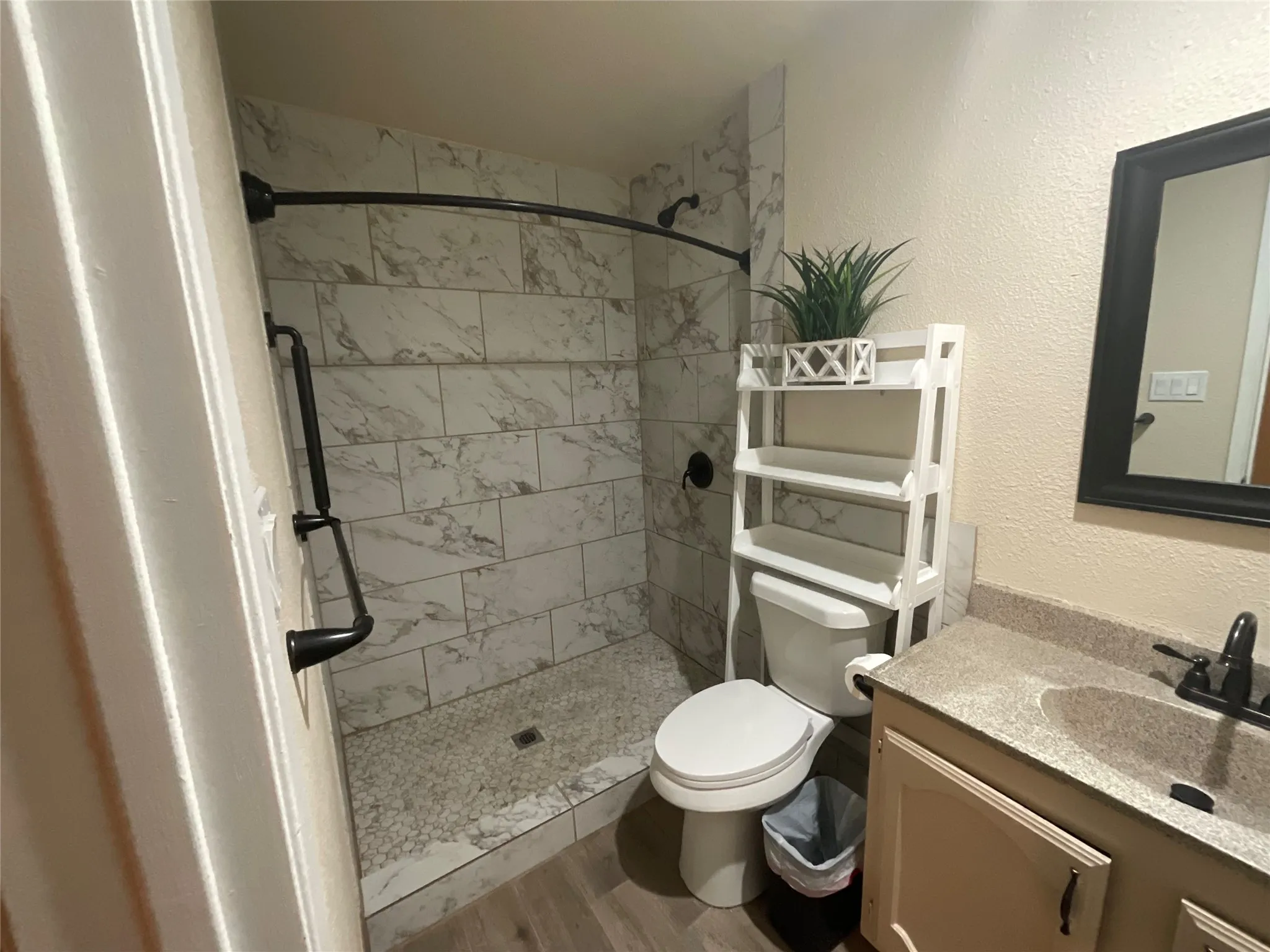 Single Family Residence For Sale in Dallas County , 2017 Osage Trail, Grand Prairie, Texas 75052, 3 Bedroom, 2 Bathroom, Garage spaces, 1,756 Sqft, built in 1980, mls#21323019, Real Estate Agent in Grand Prairie, Homes For Sale in Dallas county, Homes For Sale in Grand Prairie, Realtor in Grand Prairie Texas, Real Estate Brokerage Independent Realty Texas, Luminita Cordes Realtor
