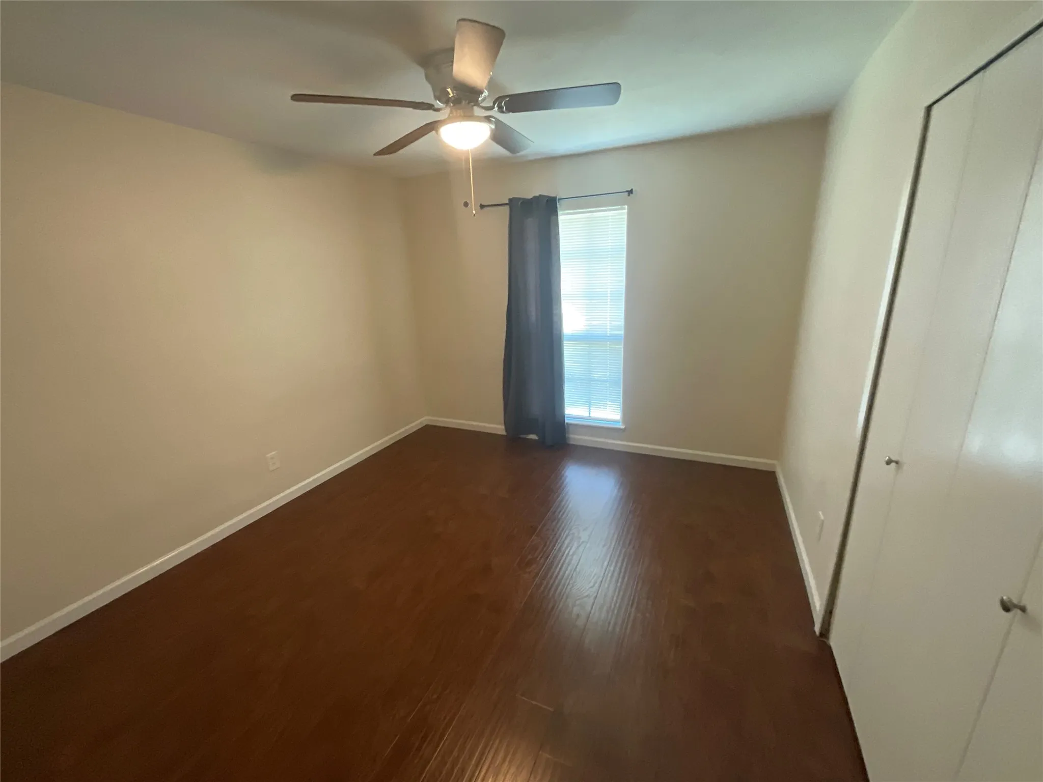Single Family Residence For Sale in Dallas County , 2017 Osage Trail, Grand Prairie, Texas 75052, 3 Bedroom, 2 Bathroom, Garage spaces, 1,756 Sqft, built in 1980, mls#21323019, Real Estate Agent in Grand Prairie, Homes For Sale in Dallas county, Homes For Sale in Grand Prairie, Realtor in Grand Prairie Texas, Real Estate Brokerage Independent Realty Texas, Luminita Cordes Realtor