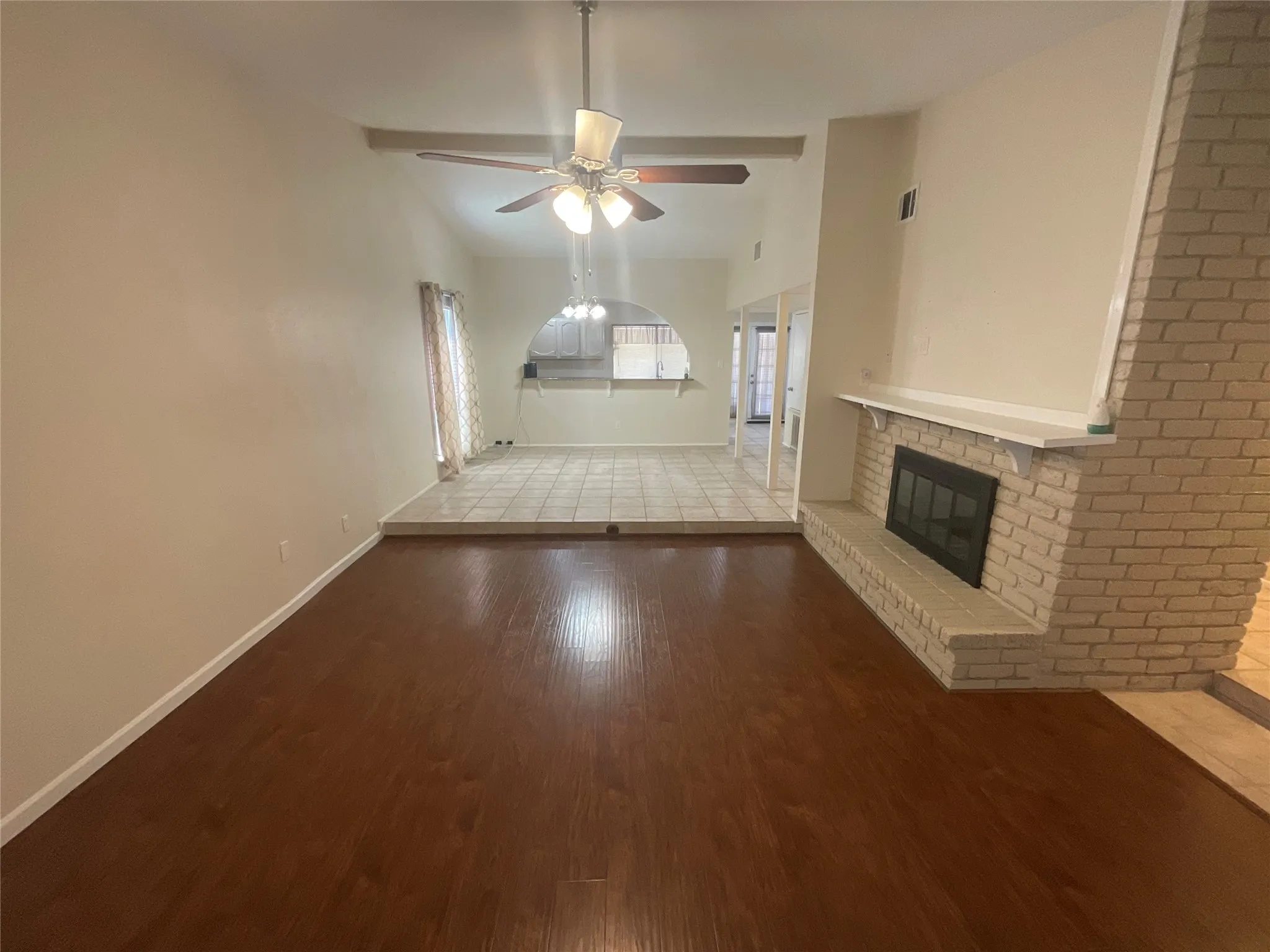 Single Family Residence For Sale in Dallas County , 2017 Osage Trail, Grand Prairie, Texas 75052, 3 Bedroom, 2 Bathroom, Garage spaces, 1,756 Sqft, built in 1980, mls#21323019, Real Estate Agent in Grand Prairie, Homes For Sale in Dallas county, Homes For Sale in Grand Prairie, Realtor in Grand Prairie Texas, Real Estate Brokerage Independent Realty Texas, Luminita Cordes Realtor