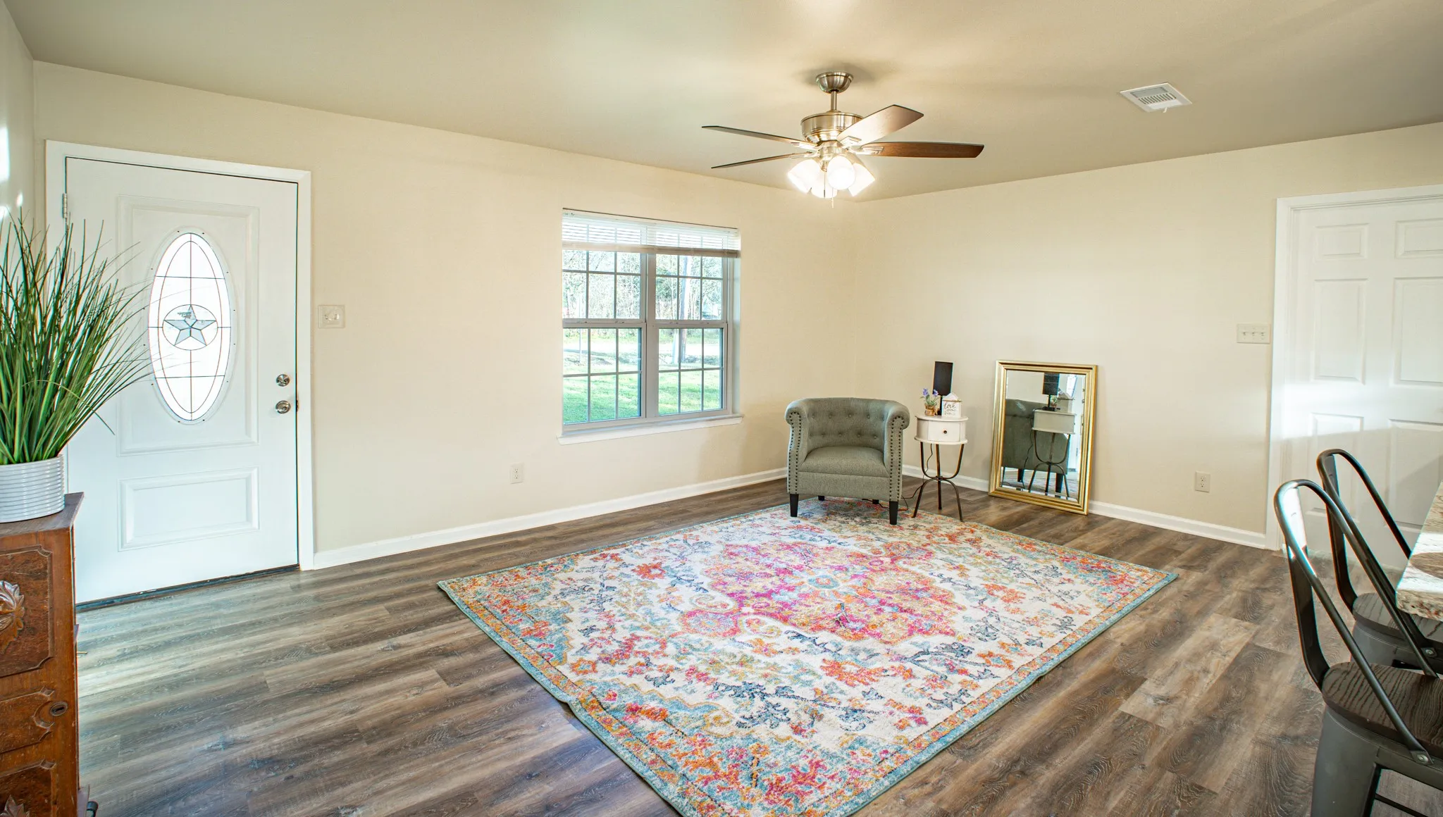 Single Family Residence For Sale in Limestone County , 903 N Kaufman, Mexia, Texas 76667, 3 Bedroom, 2 Bathroom, Garage spaces, 1,284 Sqft, built in 1987, mls#21317250, Real Estate Agent in Mexia, Homes For Sale in Limestone county, Homes For Sale in Mexia, Realtor in Mexia Texas, Real Estate Brokerage Independent Realty Texas, Luminita Cordes Realtor