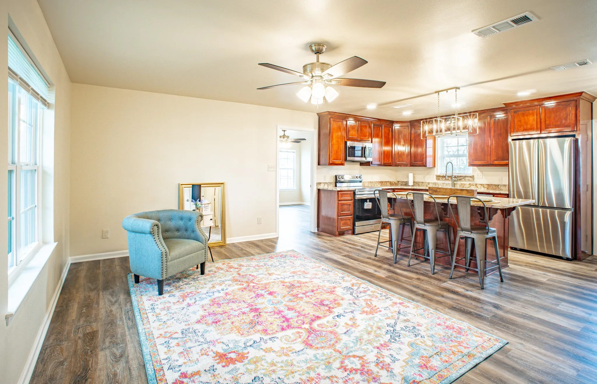 Single Family Residence For Sale in Limestone County , 903 N Kaufman, Mexia, Texas 76667, 3 Bedroom, 2 Bathroom, Garage spaces, 1,284 Sqft, built in 1987, mls#21317250, Real Estate Agent in Mexia, Homes For Sale in Limestone county, Homes For Sale in Mexia, Realtor in Mexia Texas, Real Estate Brokerage Independent Realty Texas, Luminita Cordes Realtor