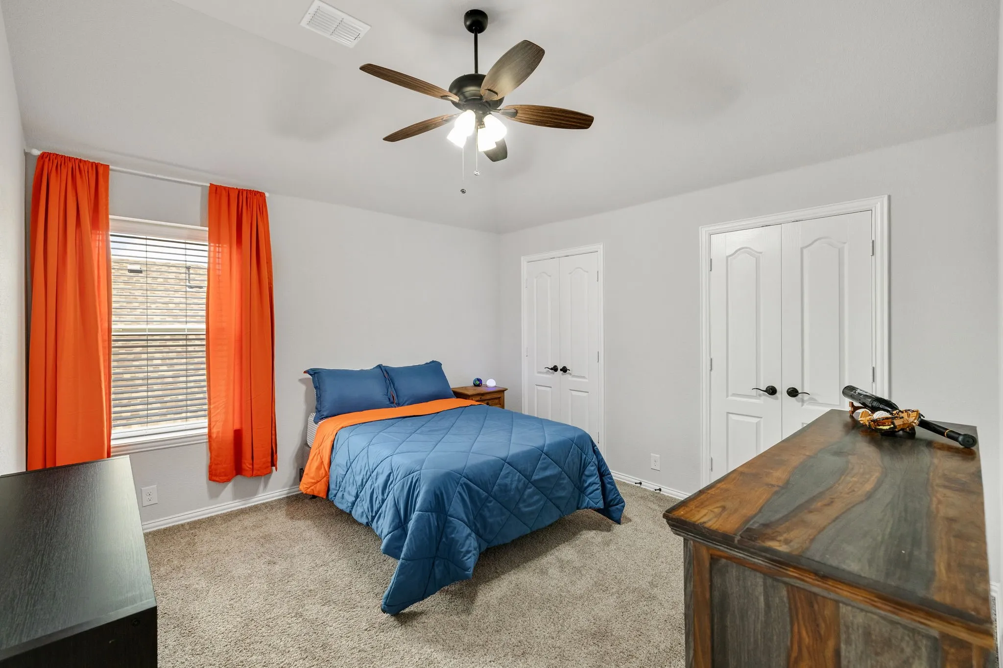 Single Family Residence For Sale in Denton County , 9004 Lavon Lane, Denton, Texas 76226, 5 Bedroom, 4 Bathroom, 3 Garage spaces, 3,431 Sqft, built in 2020, mls#21325716, Real Estate Agent in Denton, Homes For Sale in Denton county, Homes For Sale in Denton, Realtor in Denton Texas, Real Estate Brokerage Independent Realty Texas, Luminita Cordes Realtor