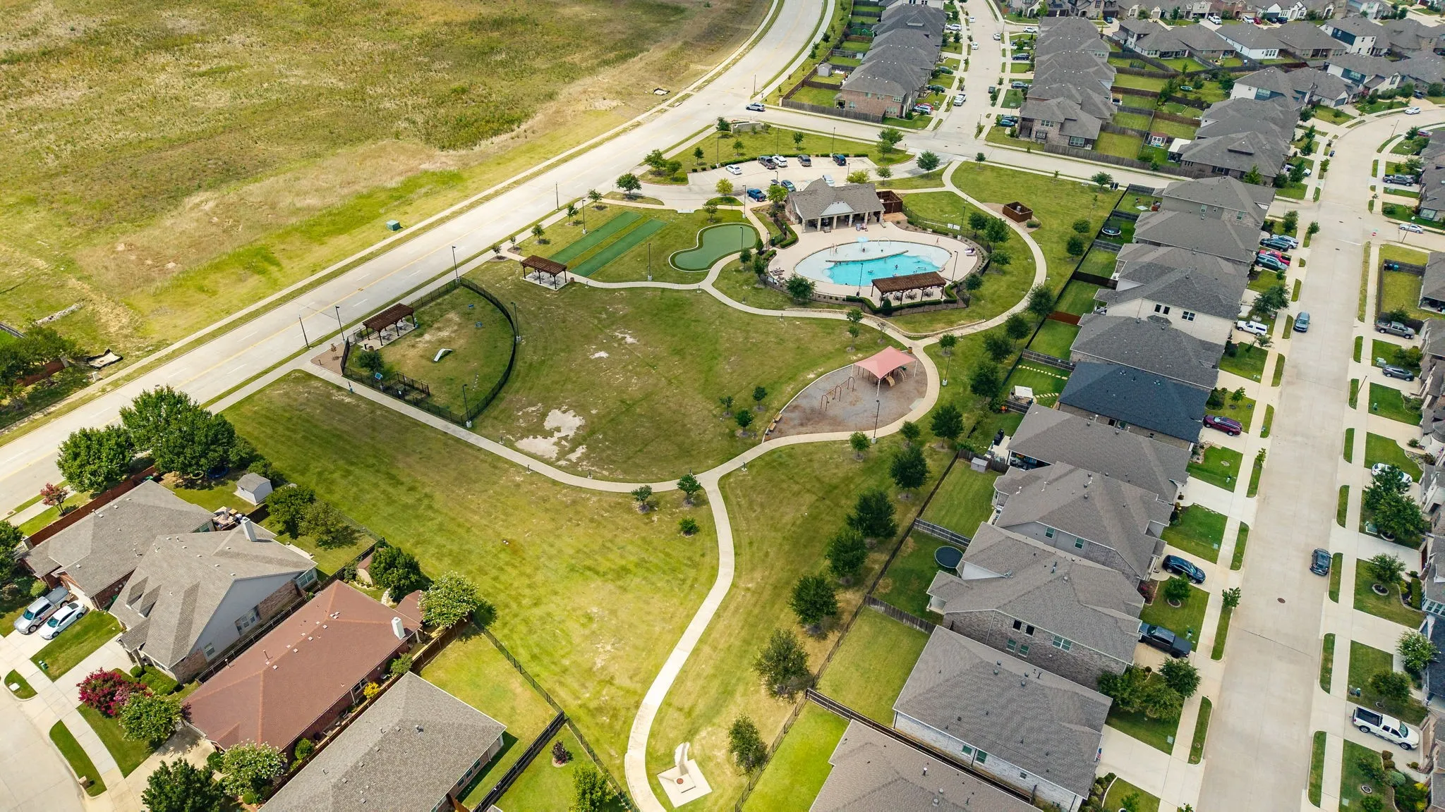 Single Family Residence For Sale in Denton County , 9004 Lavon Lane, Denton, Texas 76226, 5 Bedroom, 4 Bathroom, 3 Garage spaces, 3,431 Sqft, built in 2020, mls#21325716, Real Estate Agent in Denton, Homes For Sale in Denton county, Homes For Sale in Denton, Realtor in Denton Texas, Real Estate Brokerage Independent Realty Texas, Luminita Cordes Realtor