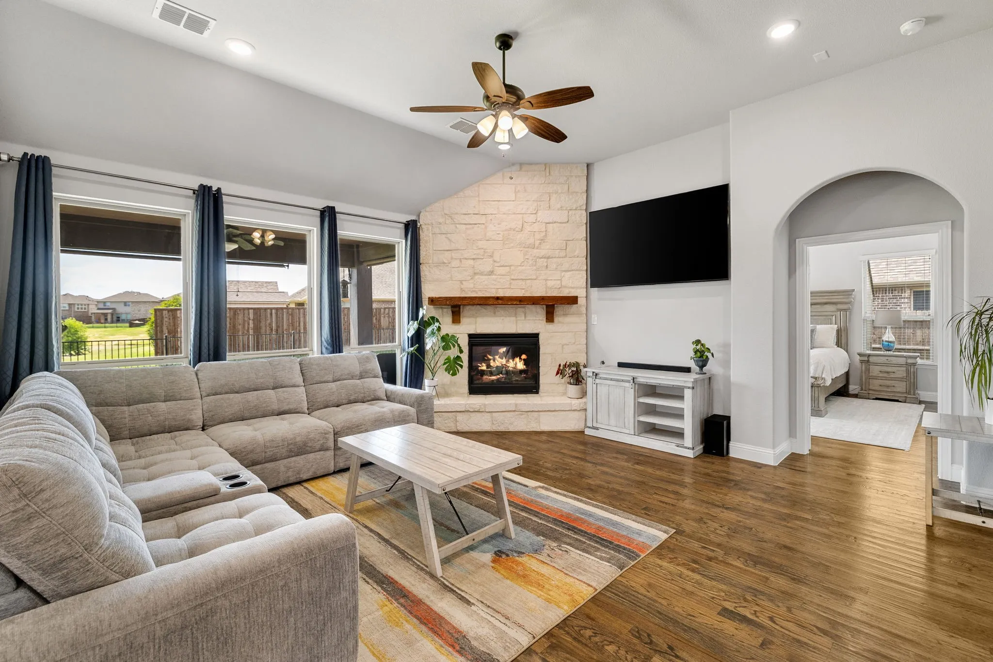 Single Family Residence For Sale in Denton County , 9004 Lavon Lane, Denton, Texas 76226, 5 Bedroom, 4 Bathroom, 3 Garage spaces, 3,431 Sqft, built in 2020, mls#21325716, Real Estate Agent in Denton, Homes For Sale in Denton county, Homes For Sale in Denton, Realtor in Denton Texas, Real Estate Brokerage Independent Realty Texas, Luminita Cordes Realtor