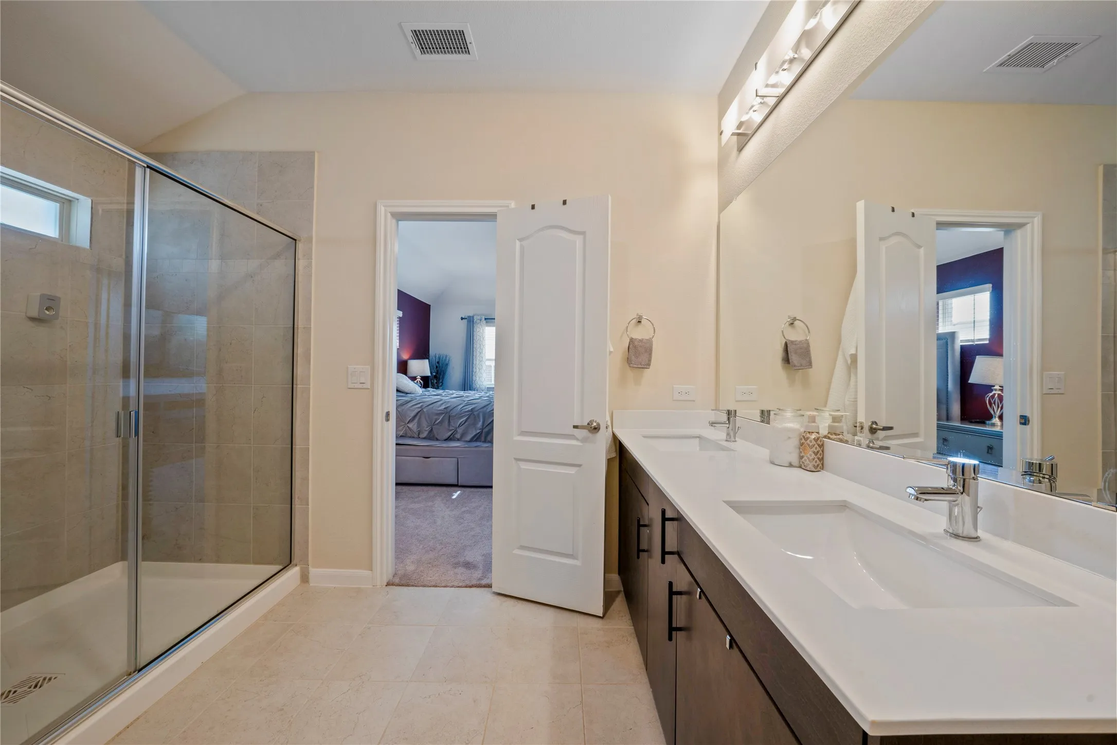 Single Family Residence For Rent in Denton County , 1272 Sumner Street, Aubrey, Texas 76227, 4 Bedroom, 2 Bathroom, 2 Garage spaces, 2,142 Sqft, built in 2022, mls#21324796, Real Estate Agent in Aubrey, Homes For Rent in Denton county, Homes For Rent in Aubrey, Realtor in Aubrey Texas, Real Estate Brokerage Independent Realty Texas, Luminita Cordes Realtor