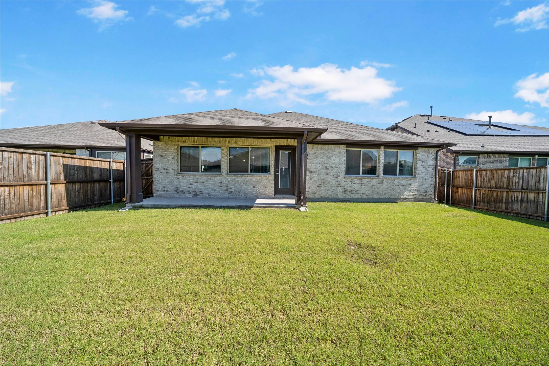 Single Family Residence For Rent in Denton County , 1272 Sumner Street, Aubrey, Texas 76227, 4 Bedroom, 2 Bathroom, 2 Garage spaces, 2,142 Sqft, built in 2022, mls#21324796, Real Estate Agent in Aubrey, Homes For Rent in Denton county, Homes For Rent in Aubrey, Realtor in Aubrey Texas, Real Estate Brokerage Independent Realty Texas, Luminita Cordes Realtor