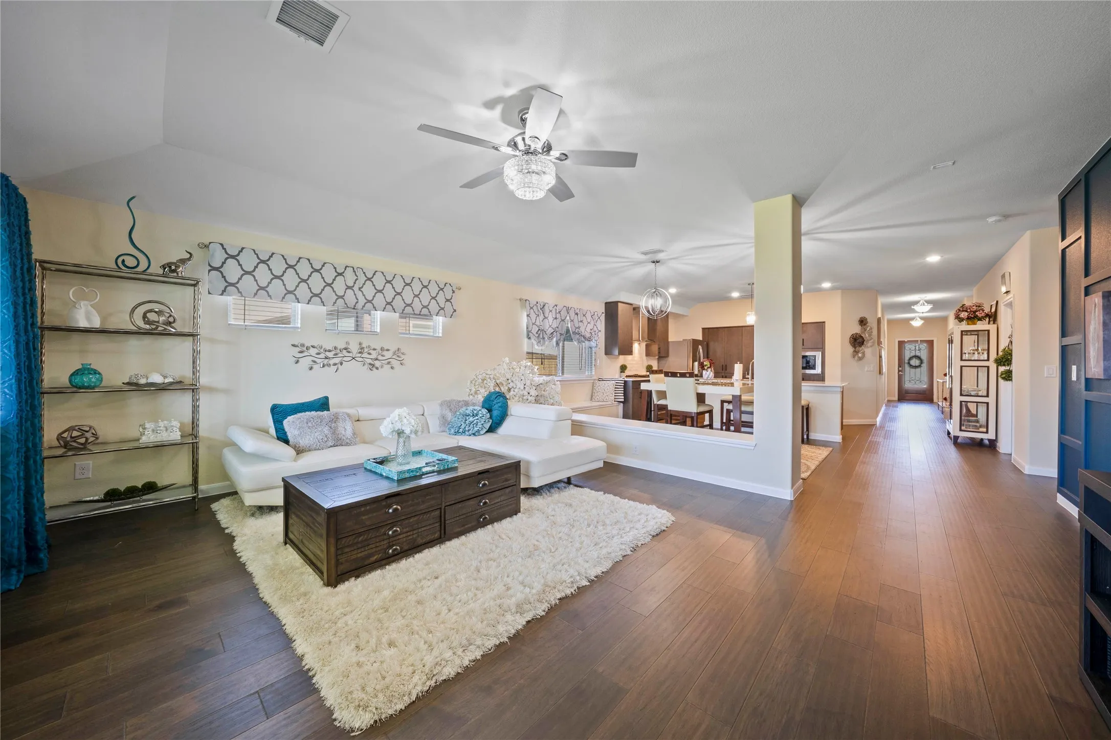 Single Family Residence For Rent in Denton County , 1272 Sumner Street, Aubrey, Texas 76227, 4 Bedroom, 2 Bathroom, 2 Garage spaces, 2,142 Sqft, built in 2022, mls#21324796, Real Estate Agent in Aubrey, Homes For Rent in Denton county, Homes For Rent in Aubrey, Realtor in Aubrey Texas, Real Estate Brokerage Independent Realty Texas, Luminita Cordes Realtor
