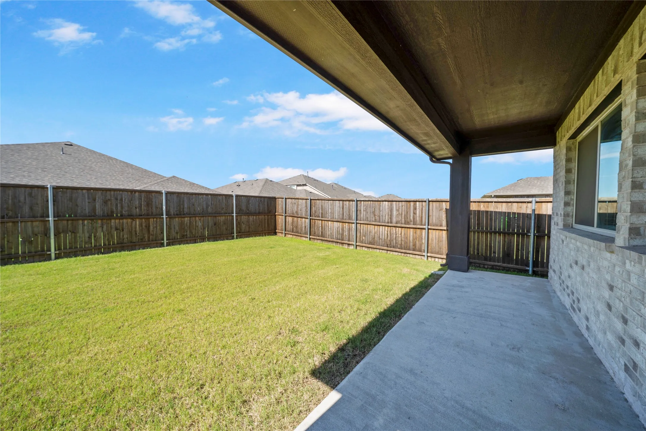 Single Family Residence For Rent in Denton County , 1272 Sumner Street, Aubrey, Texas 76227, 4 Bedroom, 2 Bathroom, 2 Garage spaces, 2,142 Sqft, built in 2022, mls#21324796, Real Estate Agent in Aubrey, Homes For Rent in Denton county, Homes For Rent in Aubrey, Realtor in Aubrey Texas, Real Estate Brokerage Independent Realty Texas, Luminita Cordes Realtor