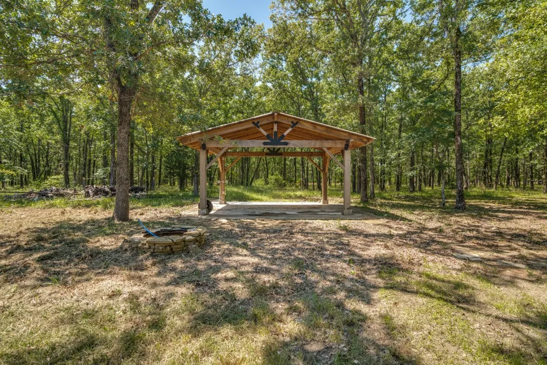 covered patio  and firepit