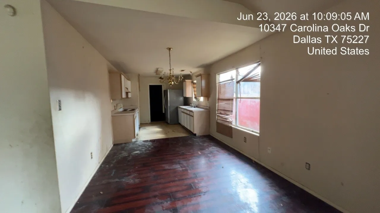 Single Family Residence For Sale in Dallas County , 10347 Carolina Oaks Drive, Dallas, Texas 75227, 3 Bedroom, 2 Bathroom, Garage spaces, 1,200 Sqft, built in 1999, mls#21263487, Real Estate Agent in Dallas, Homes For Sale in Dallas county, Homes For Sale in Dallas, Realtor in Dallas Texas, Real Estate Brokerage Independent Realty Texas, Luminita Cordes Realtor