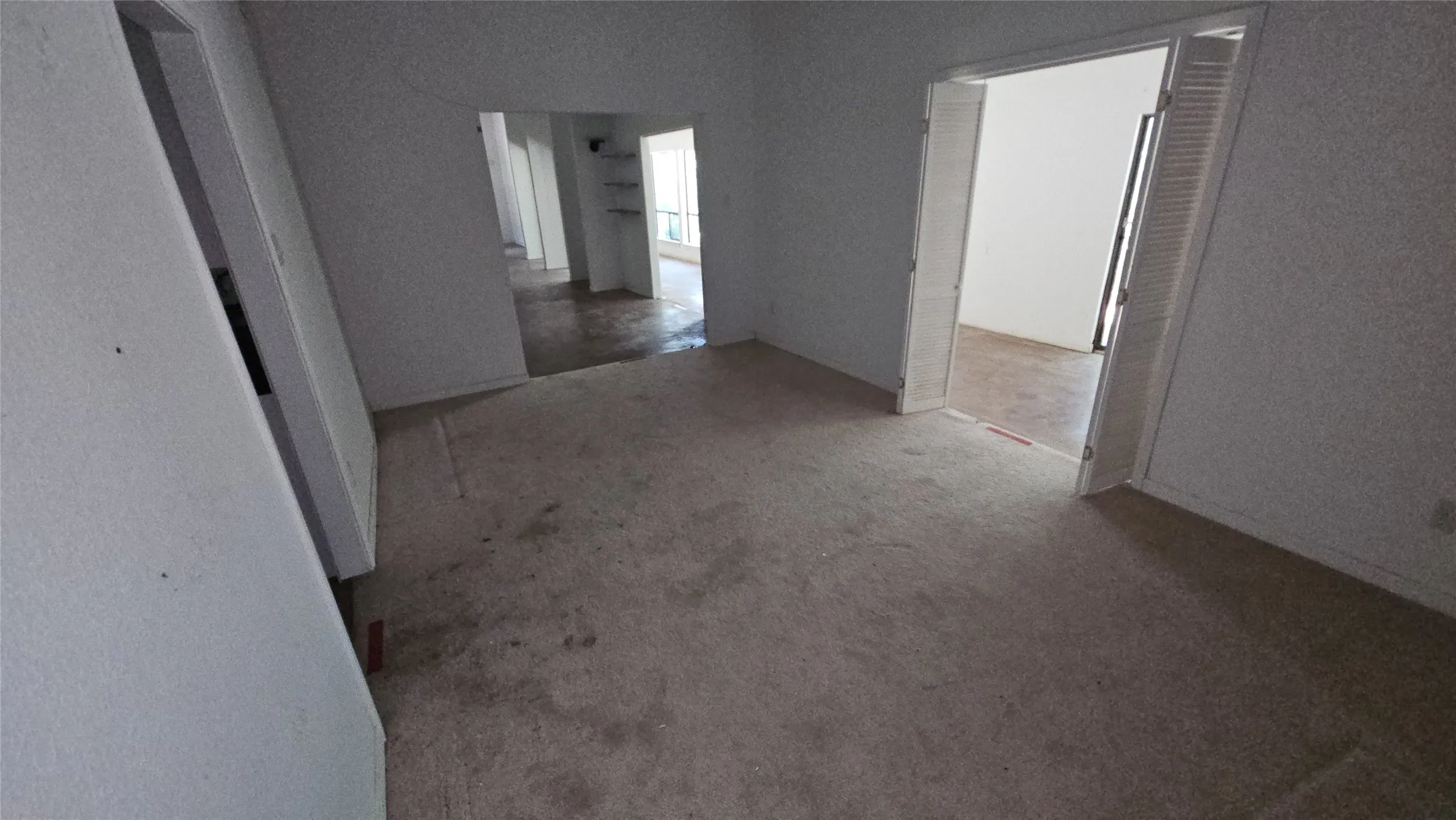 Single Family Residence For Sale in Denton County , 1121 Thornridge Circle, Argyle, Texas 76226, 3 Bedroom, 3 Bathroom, 3 Garage spaces, 3,936 Sqft, built in 1985, mls#21302512, Real Estate Agent in Argyle, Homes For Sale in Denton county, Homes For Sale in Argyle, Realtor in Argyle Texas, Real Estate Brokerage Independent Realty Texas, Luminita Cordes Realtor