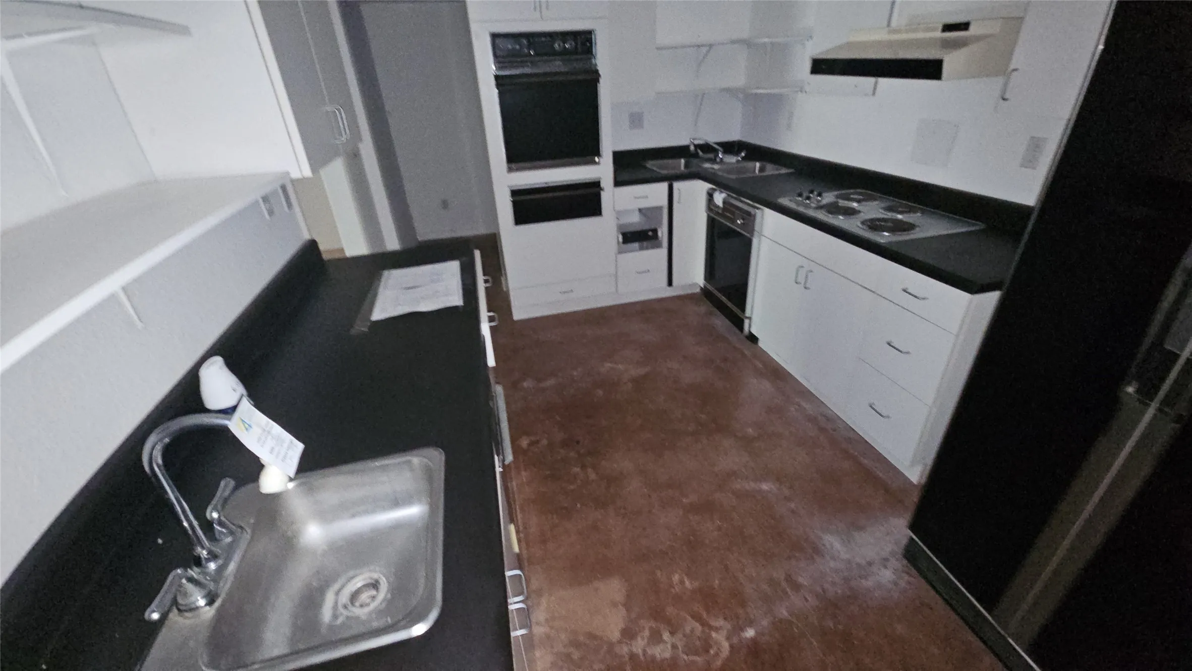 Single Family Residence For Sale in Denton County , 1121 Thornridge Circle, Argyle, Texas 76226, 3 Bedroom, 3 Bathroom, 3 Garage spaces, 3,936 Sqft, built in 1985, mls#21302512, Real Estate Agent in Argyle, Homes For Sale in Denton county, Homes For Sale in Argyle, Realtor in Argyle Texas, Real Estate Brokerage Independent Realty Texas, Luminita Cordes Realtor