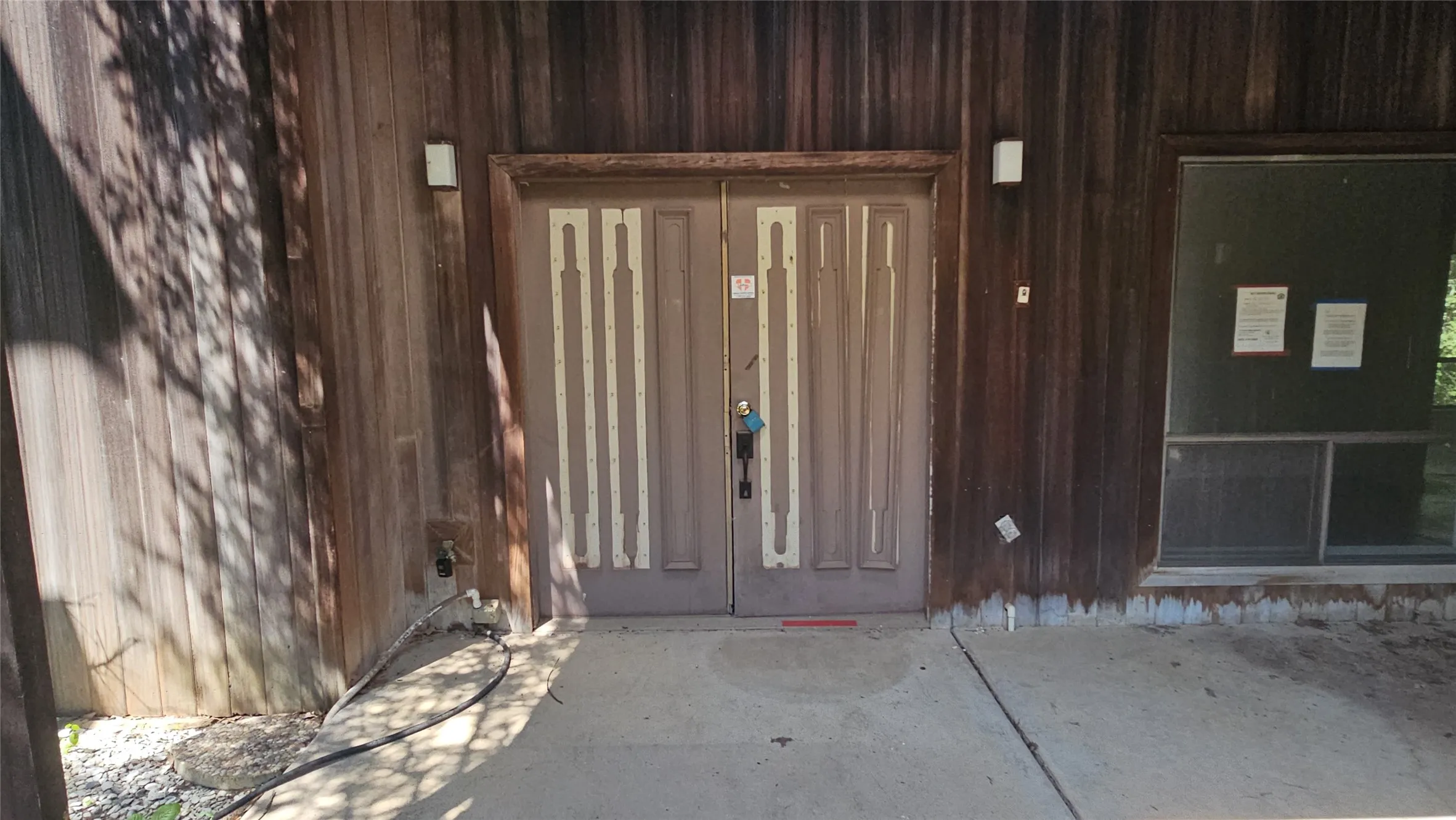 Single Family Residence For Sale in Denton County , 1121 Thornridge Circle, Argyle, Texas 76226, 3 Bedroom, 3 Bathroom, 3 Garage spaces, 3,936 Sqft, built in 1985, mls#21302512, Real Estate Agent in Argyle, Homes For Sale in Denton county, Homes For Sale in Argyle, Realtor in Argyle Texas, Real Estate Brokerage Independent Realty Texas, Luminita Cordes Realtor